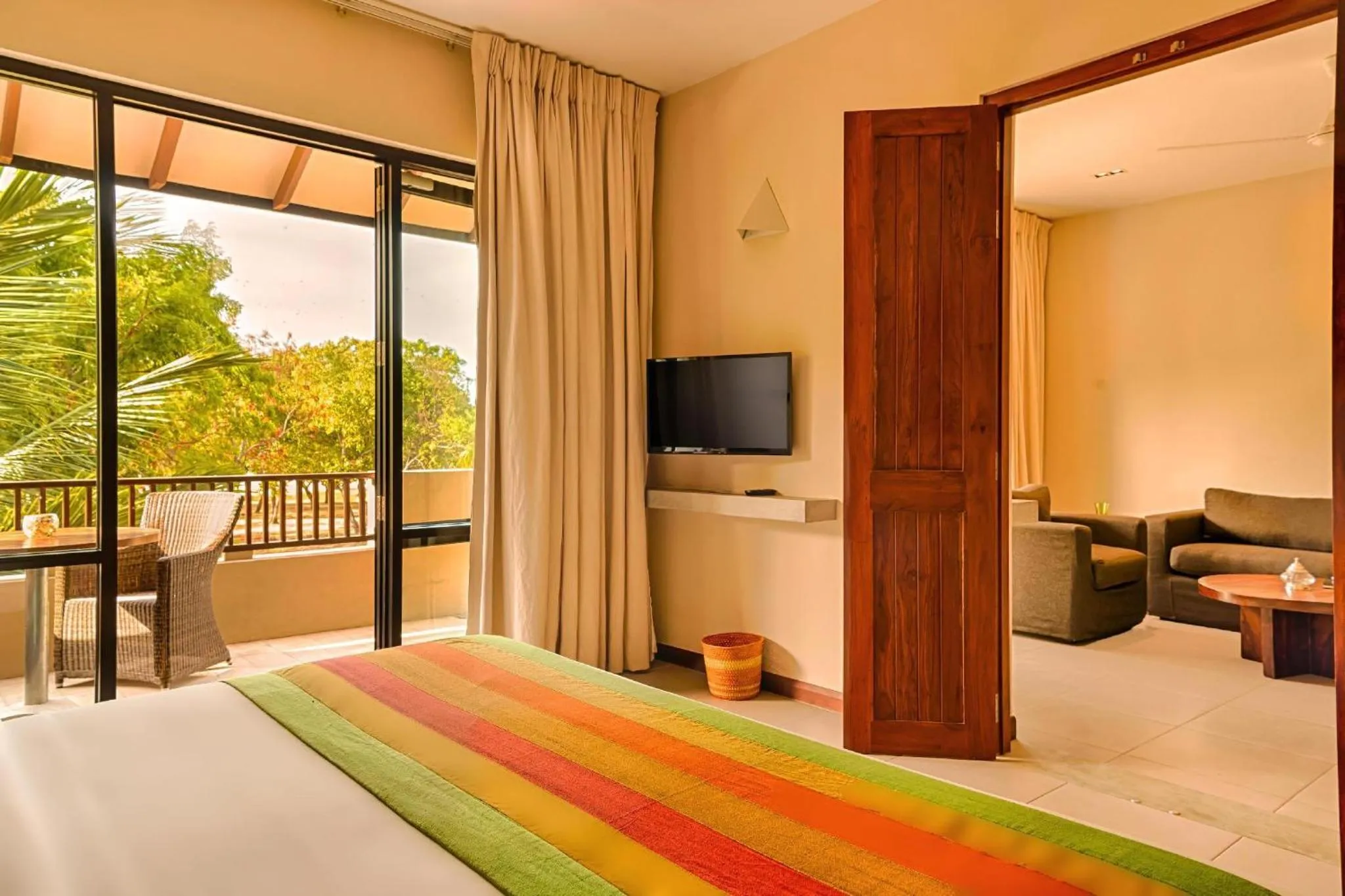 Bed in Sunrise Pasikuda