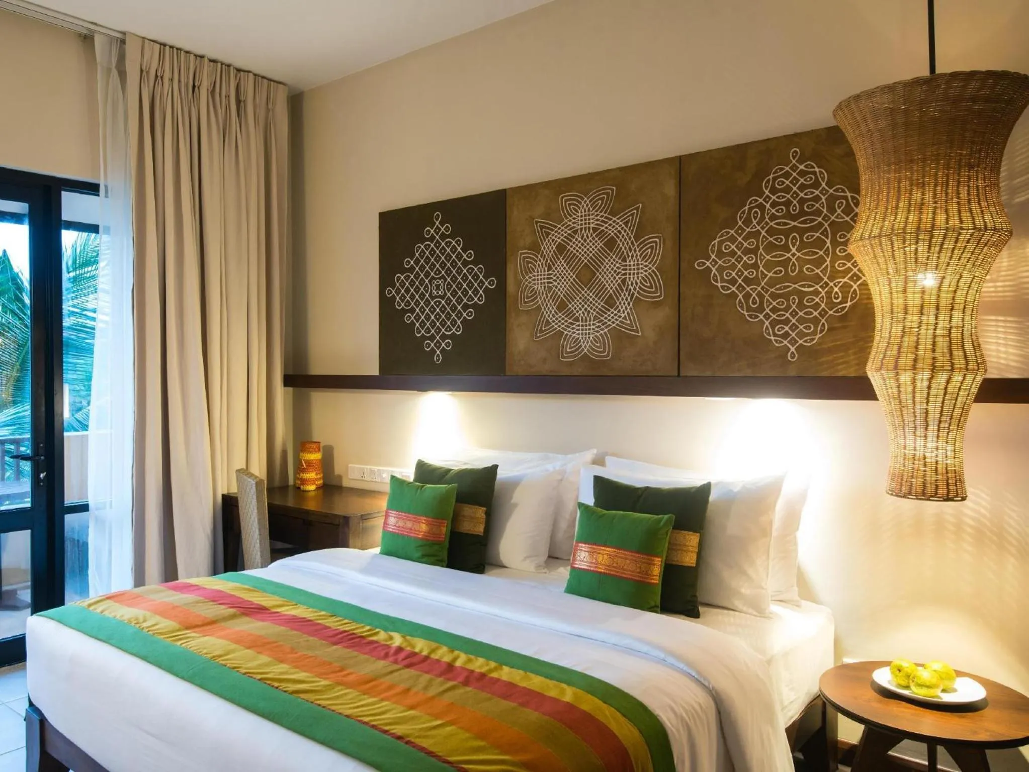 Bed in Sunrise Pasikuda