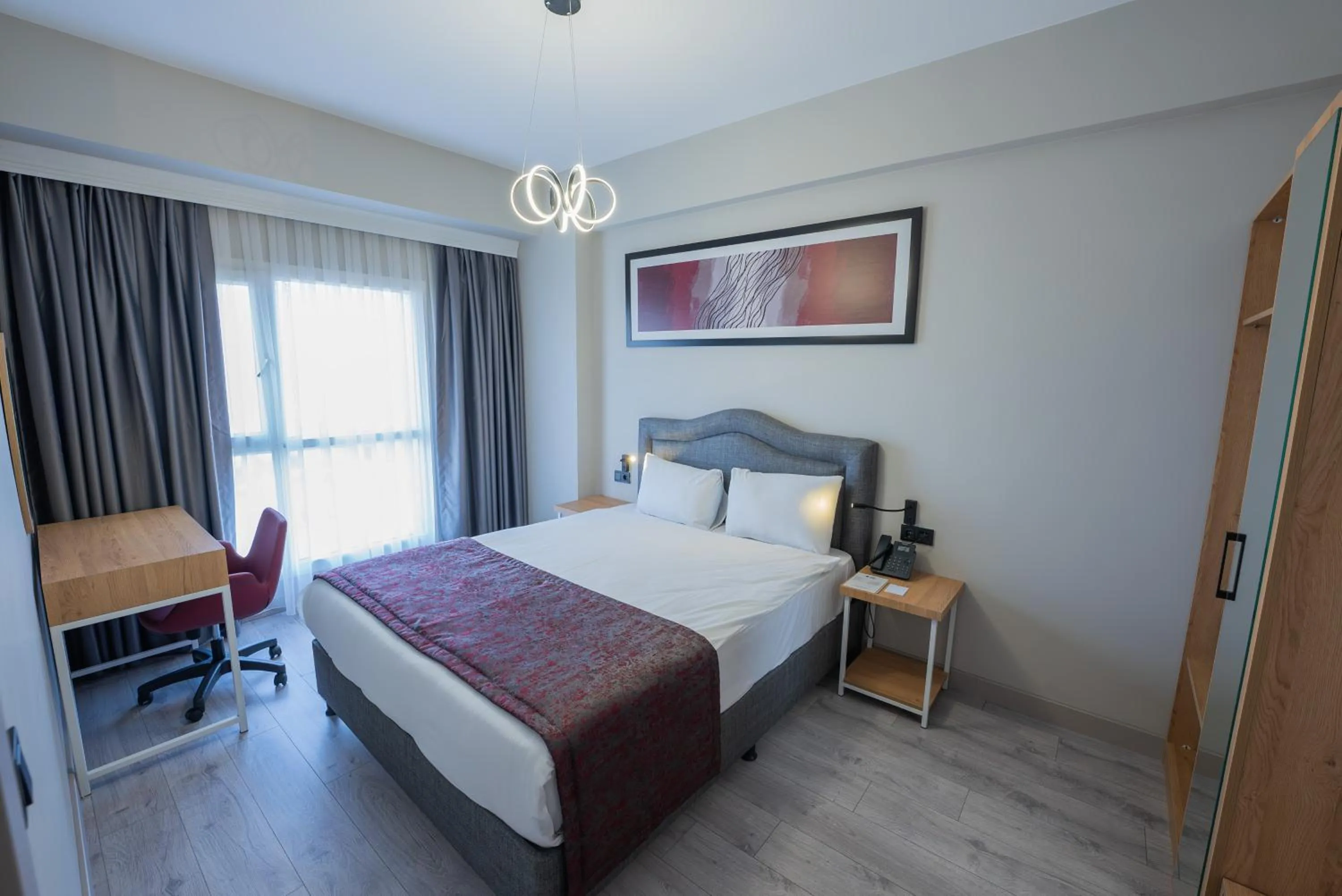 Photo of the whole room, Bed in Best Western Plus Hotel & Residences Istanbul