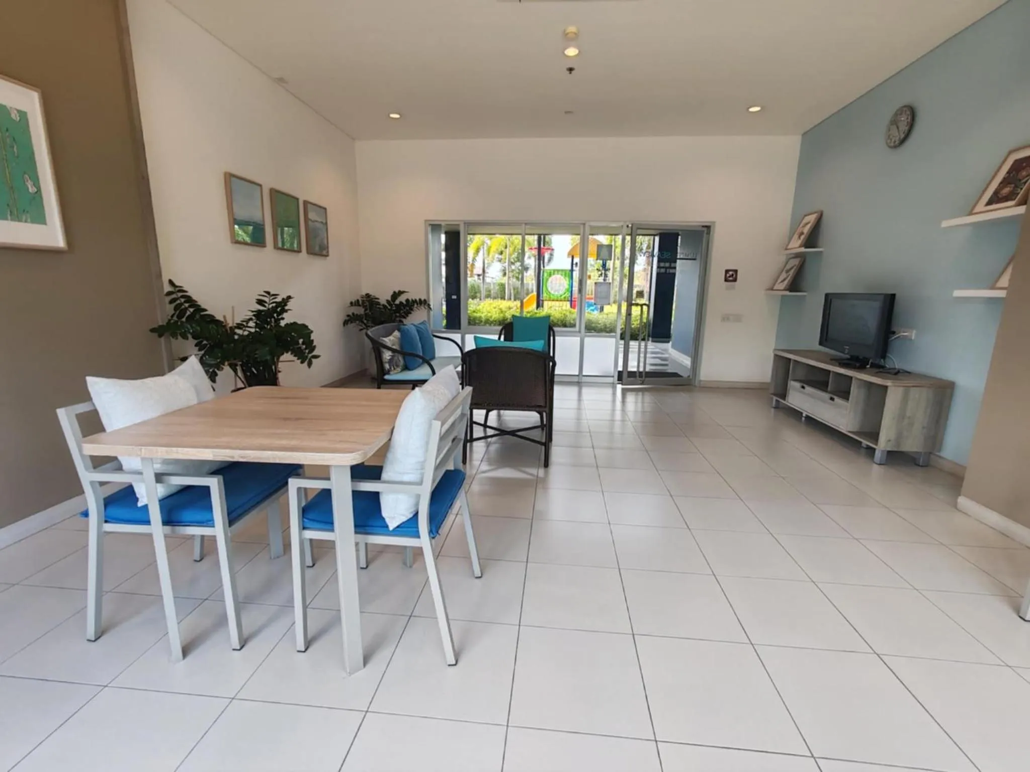 Communal lounge/ TV room in Lumpini Seaview Cha-am Sabai Sabai