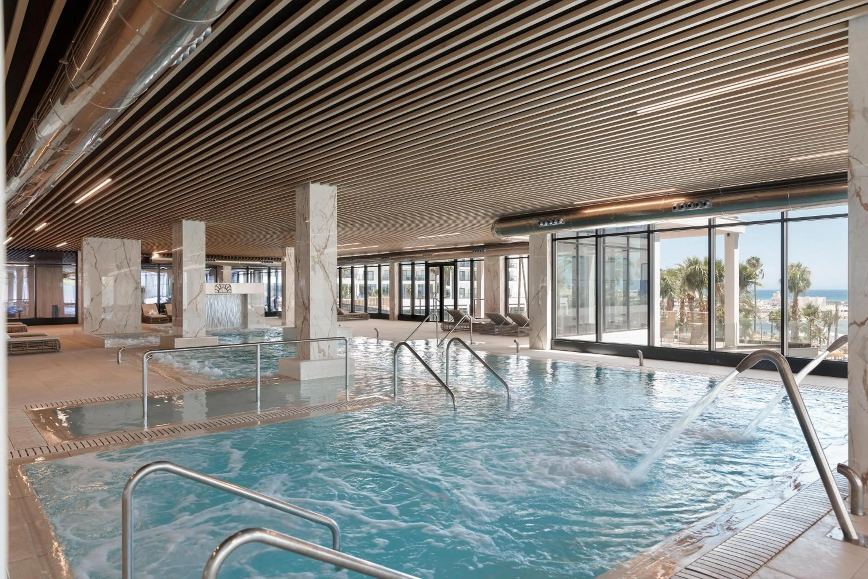 Hot Spring Bath in Hotel Best Triton