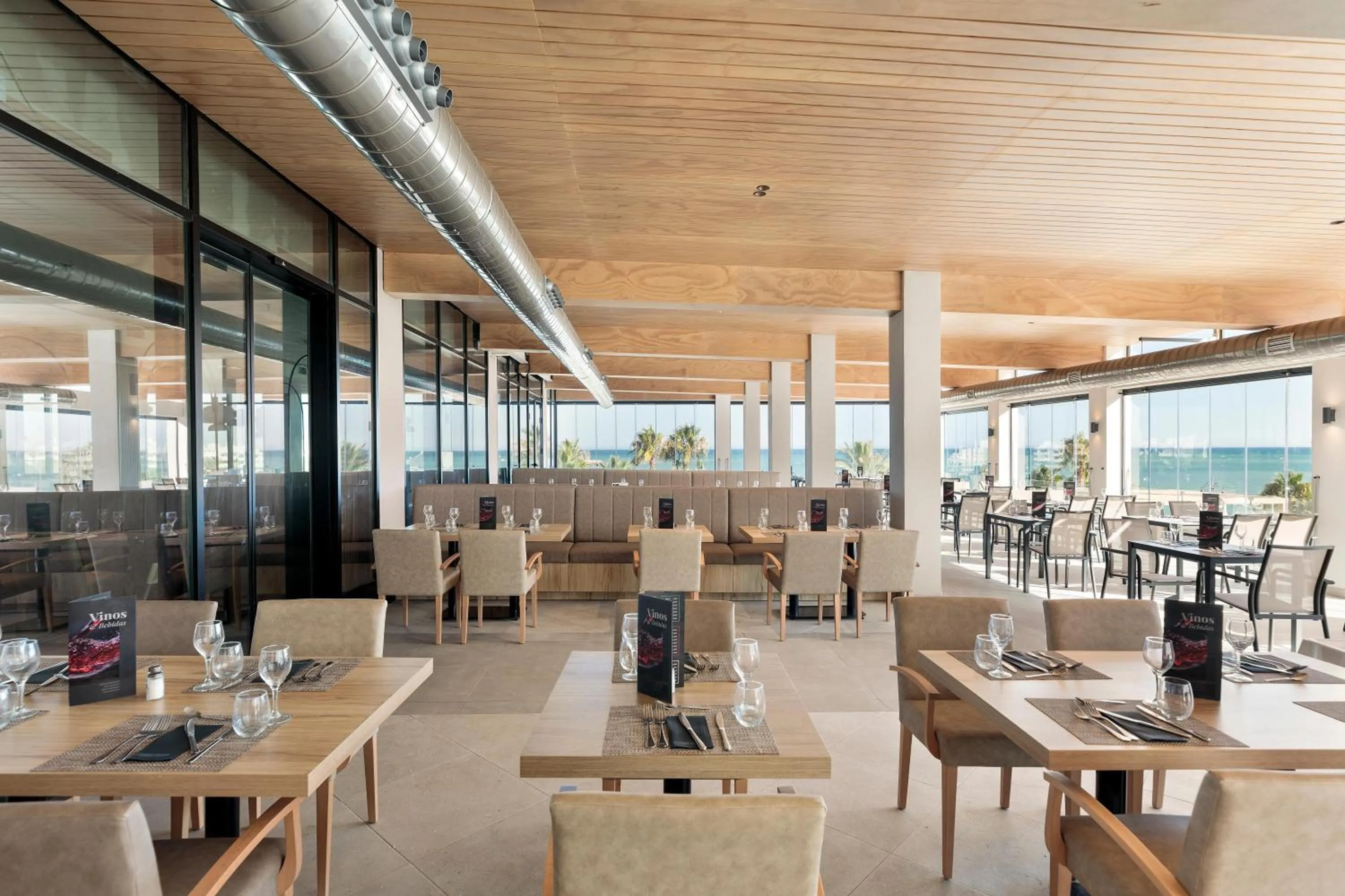 Restaurant/places to eat in Hotel Best Triton