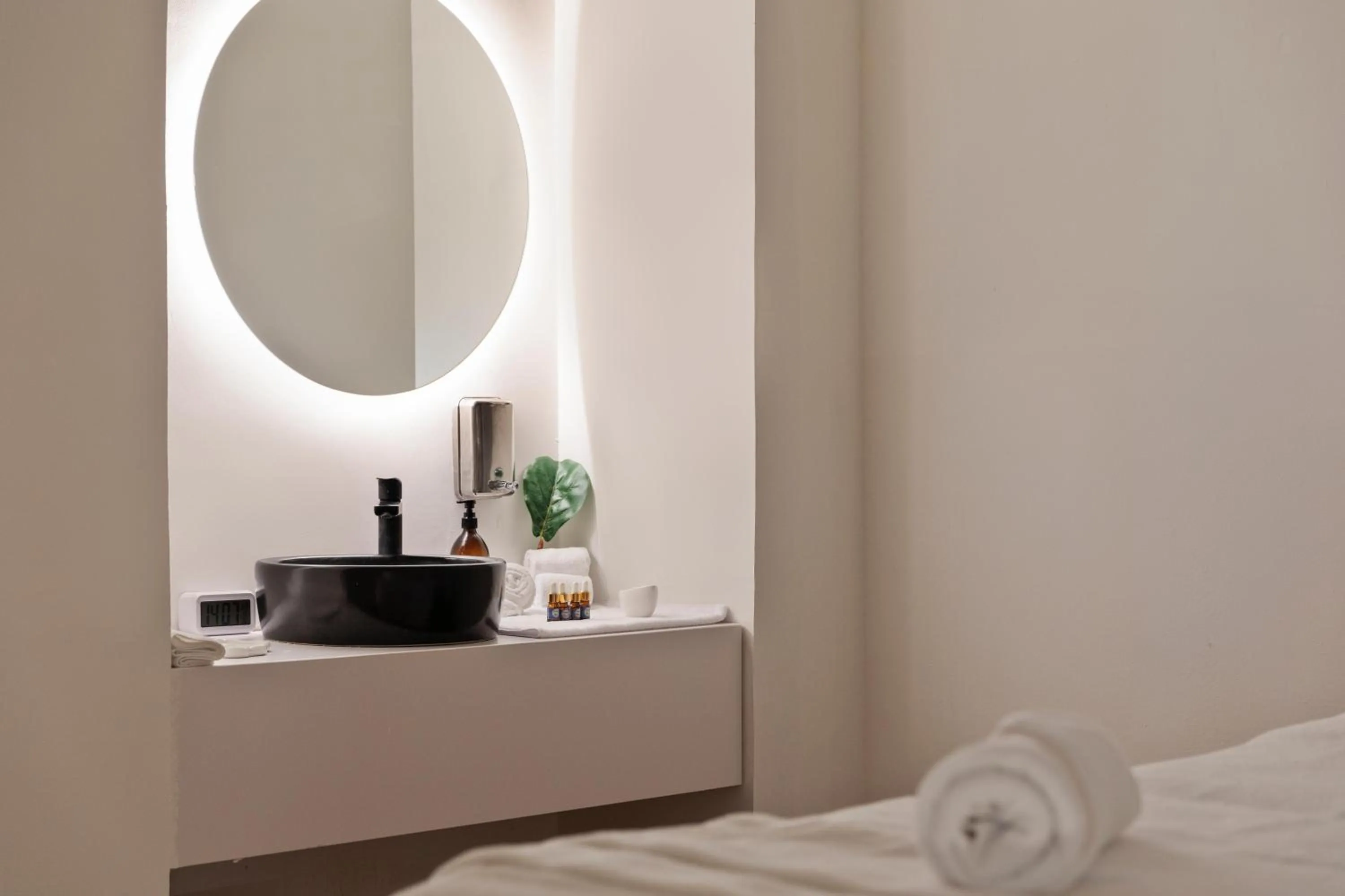 Spa and wellness centre/facilities, Bed in Hotel Best Triton