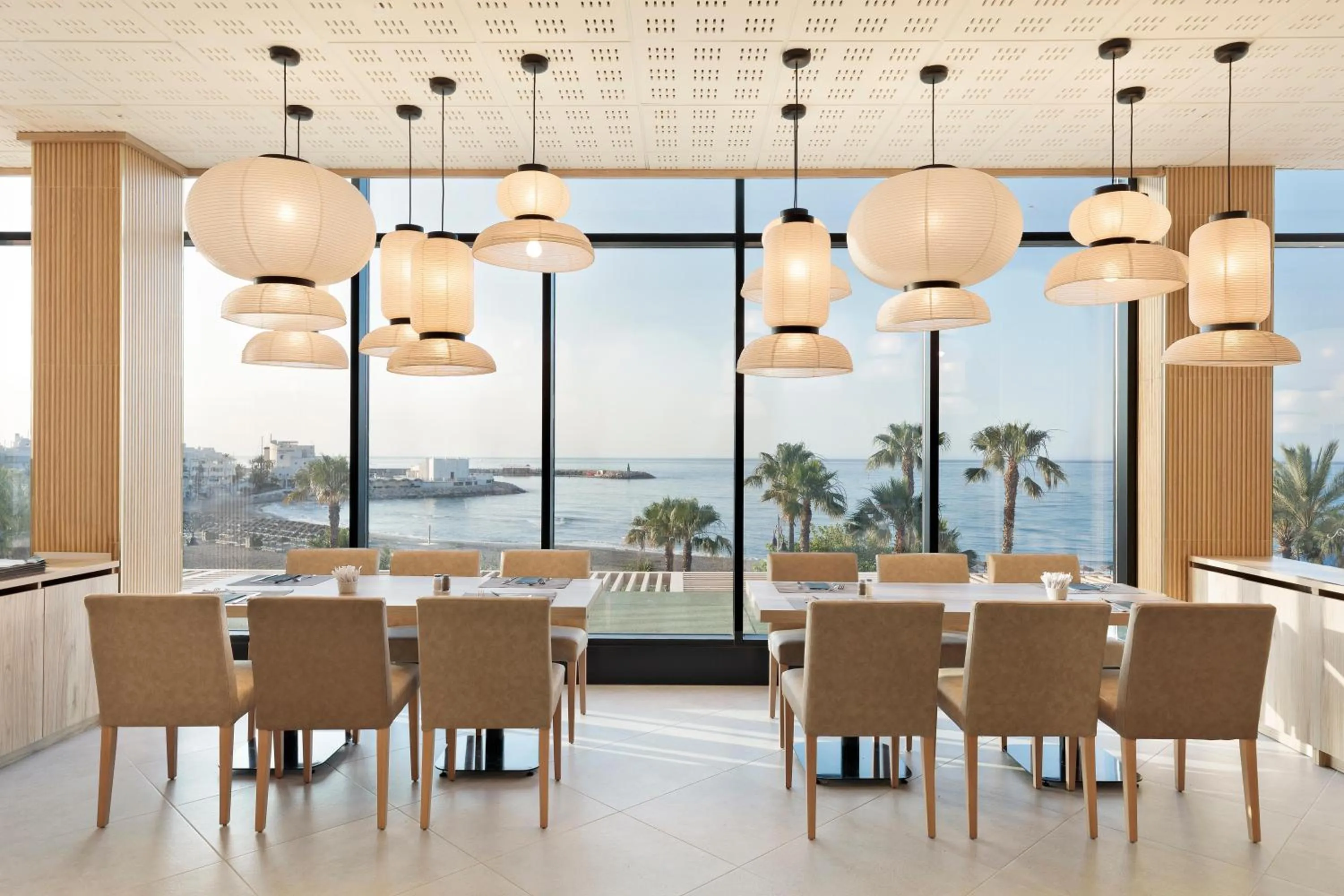 Restaurant/places to eat in Hotel Best Triton