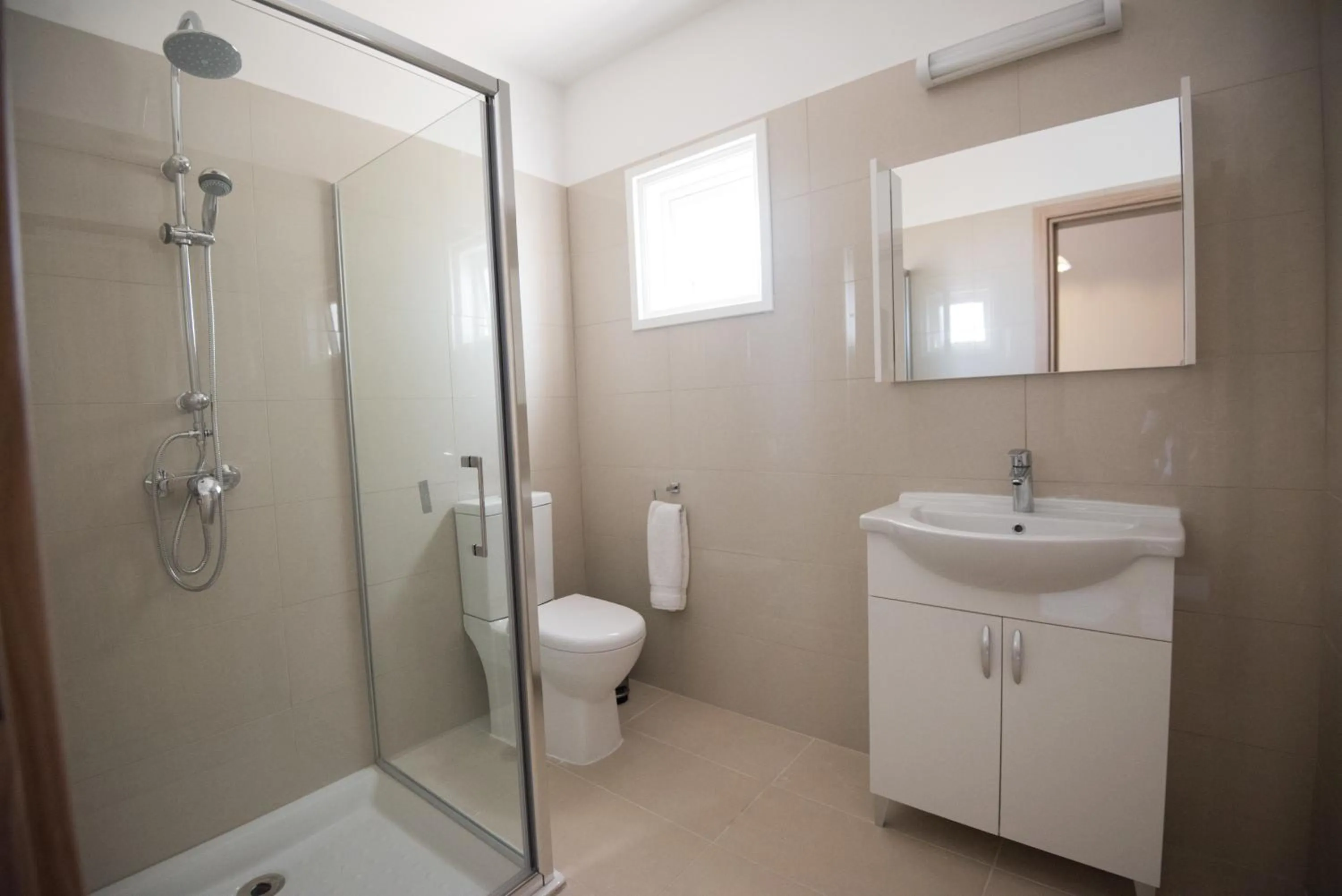 Shower in Bellini Hotel