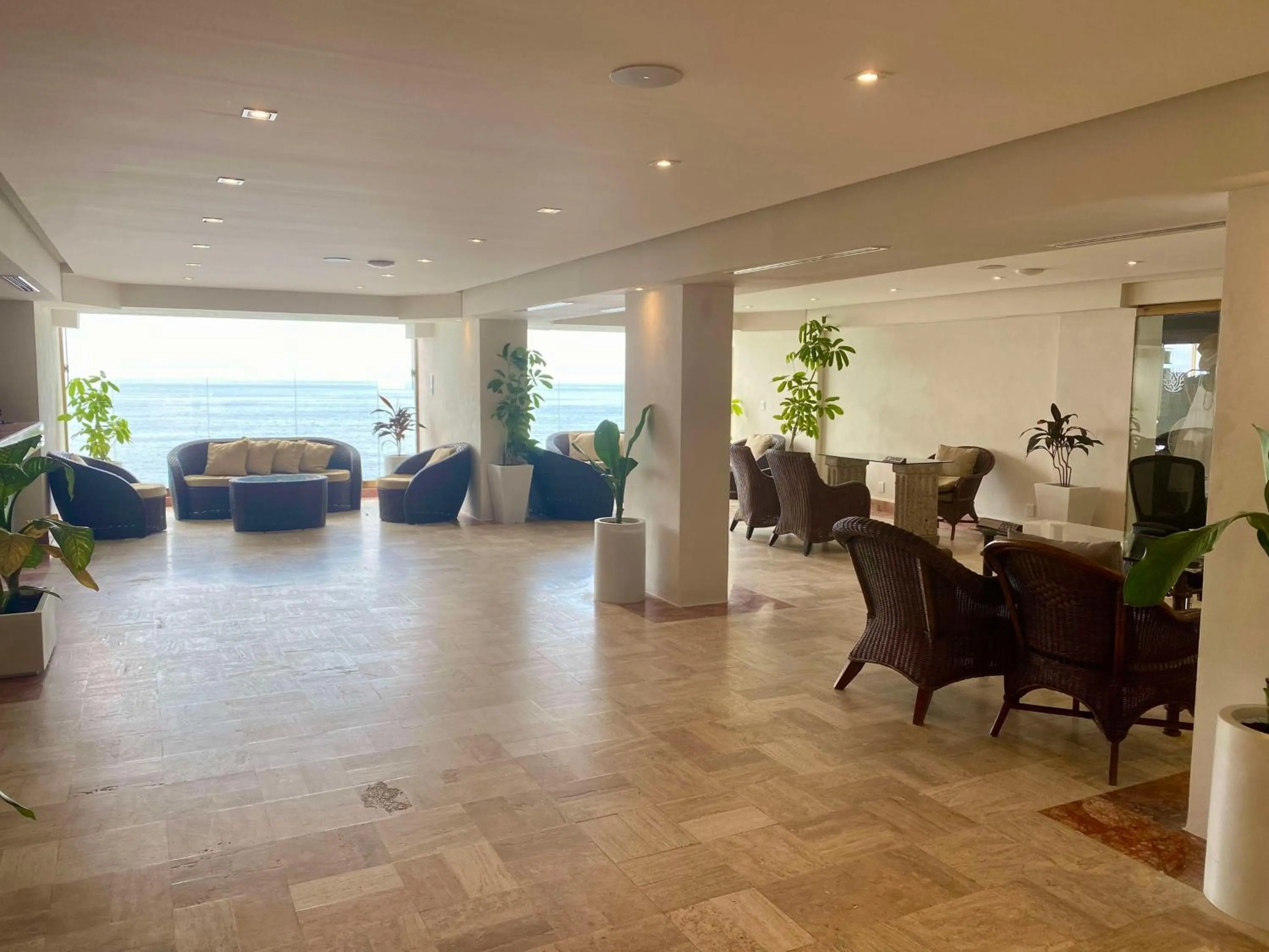 Lobby or reception in Costa Sur Resort, Classico Collection by Sonesta