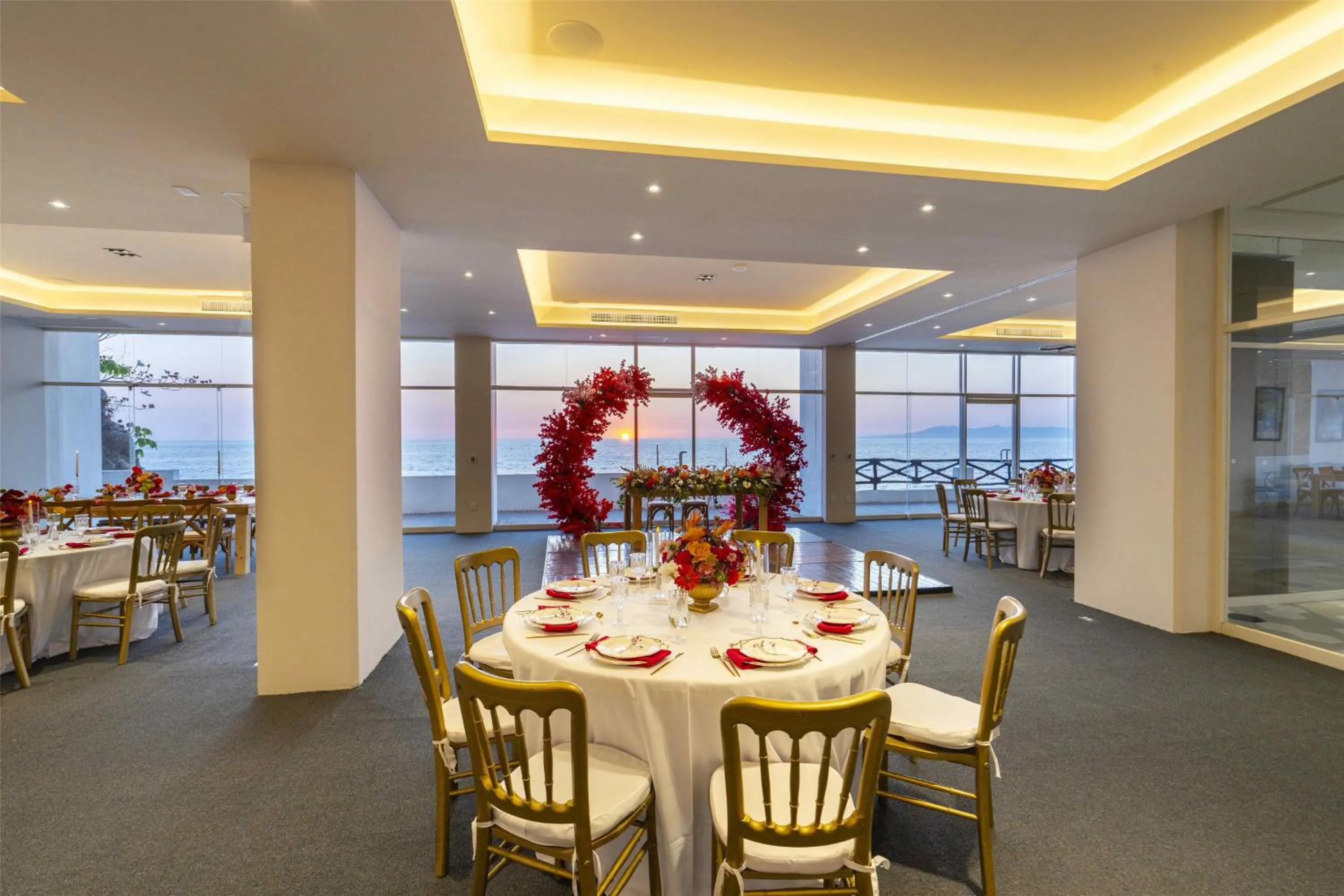 wedding in Costa Sur Resort, Classico Collection by Sonesta