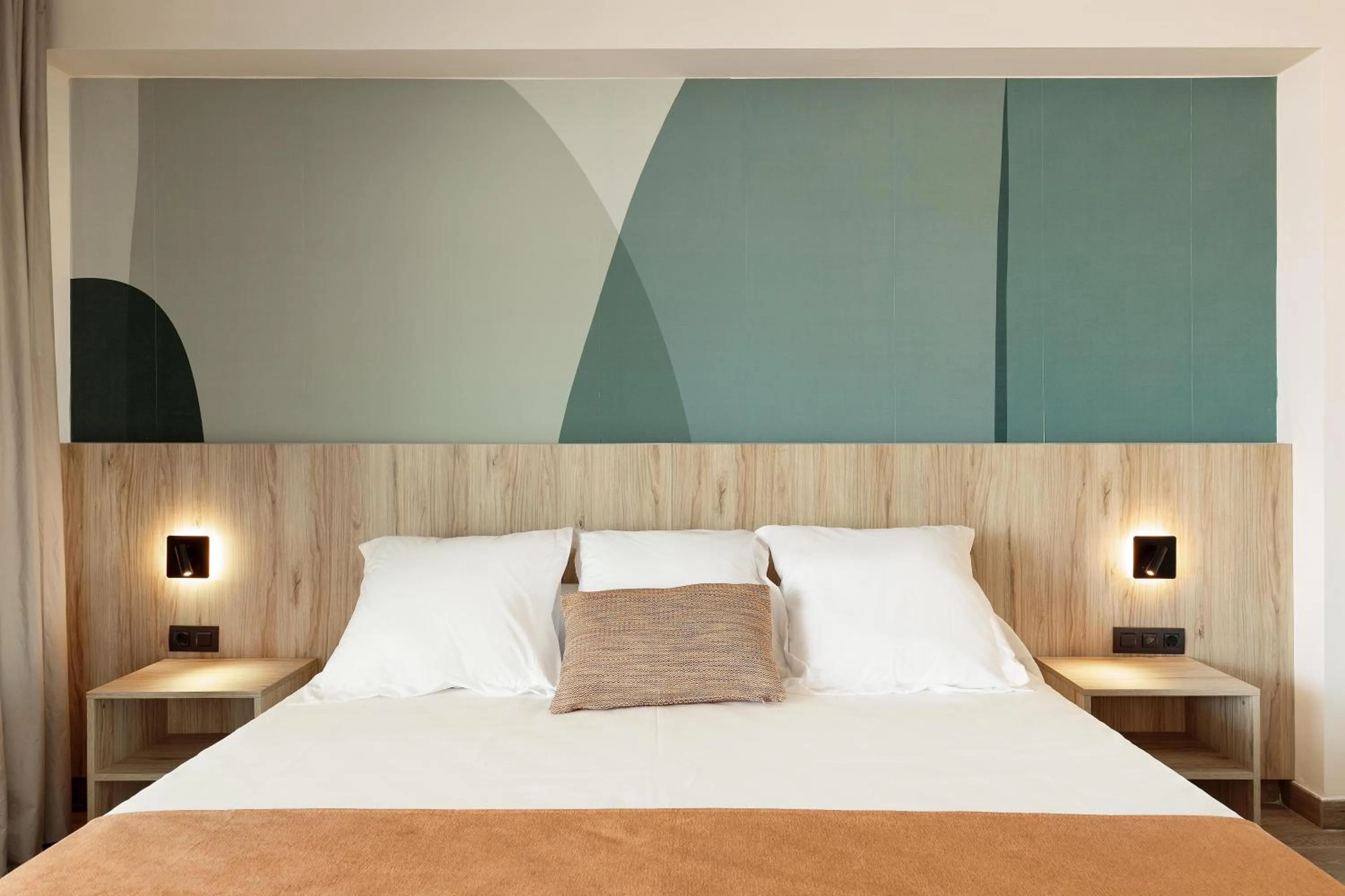 Photo of the whole room, Bed in Hotel Best Oasis Tropical