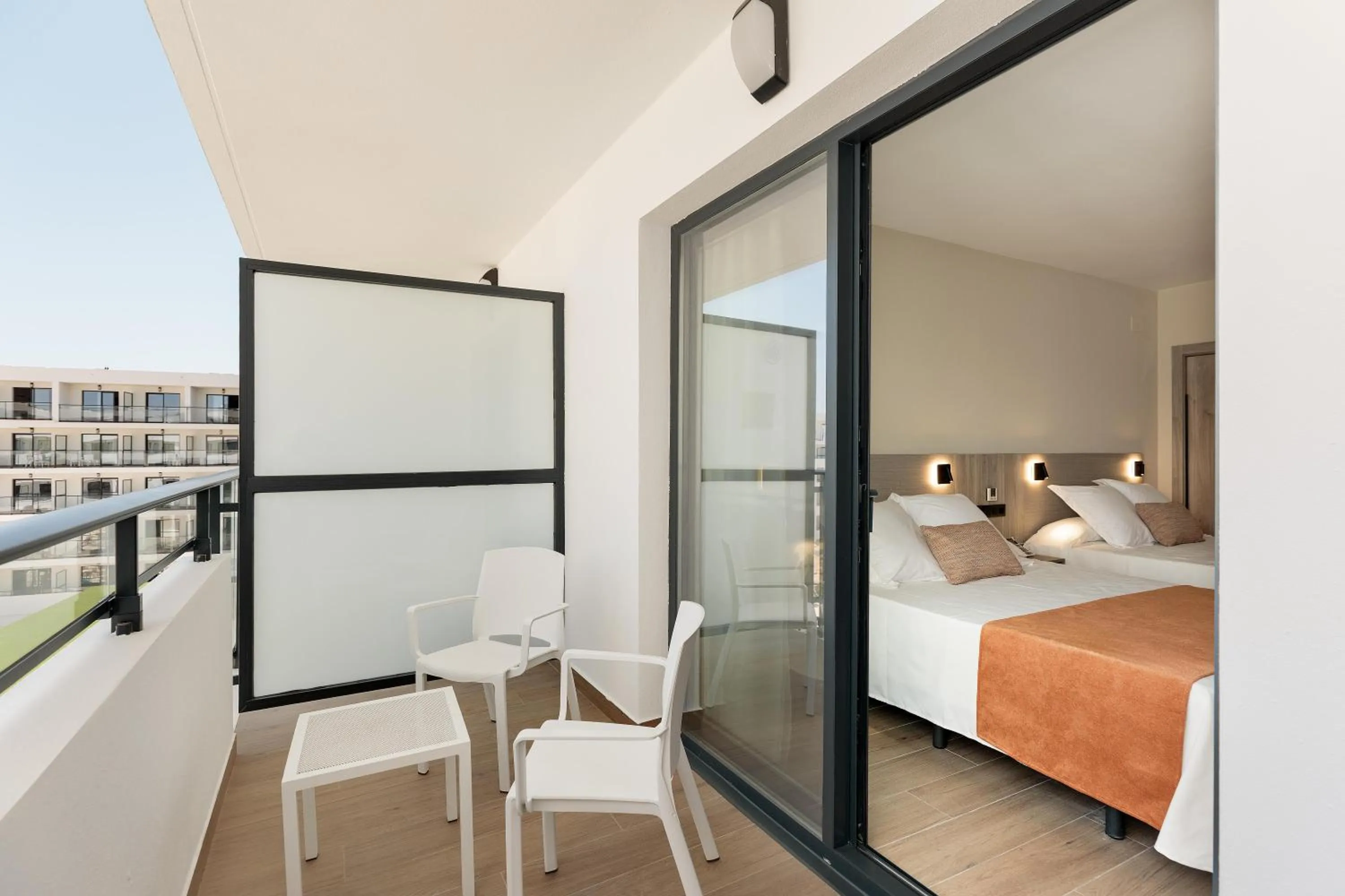 Photo of the whole room, Bed in Hotel Best Oasis Tropical