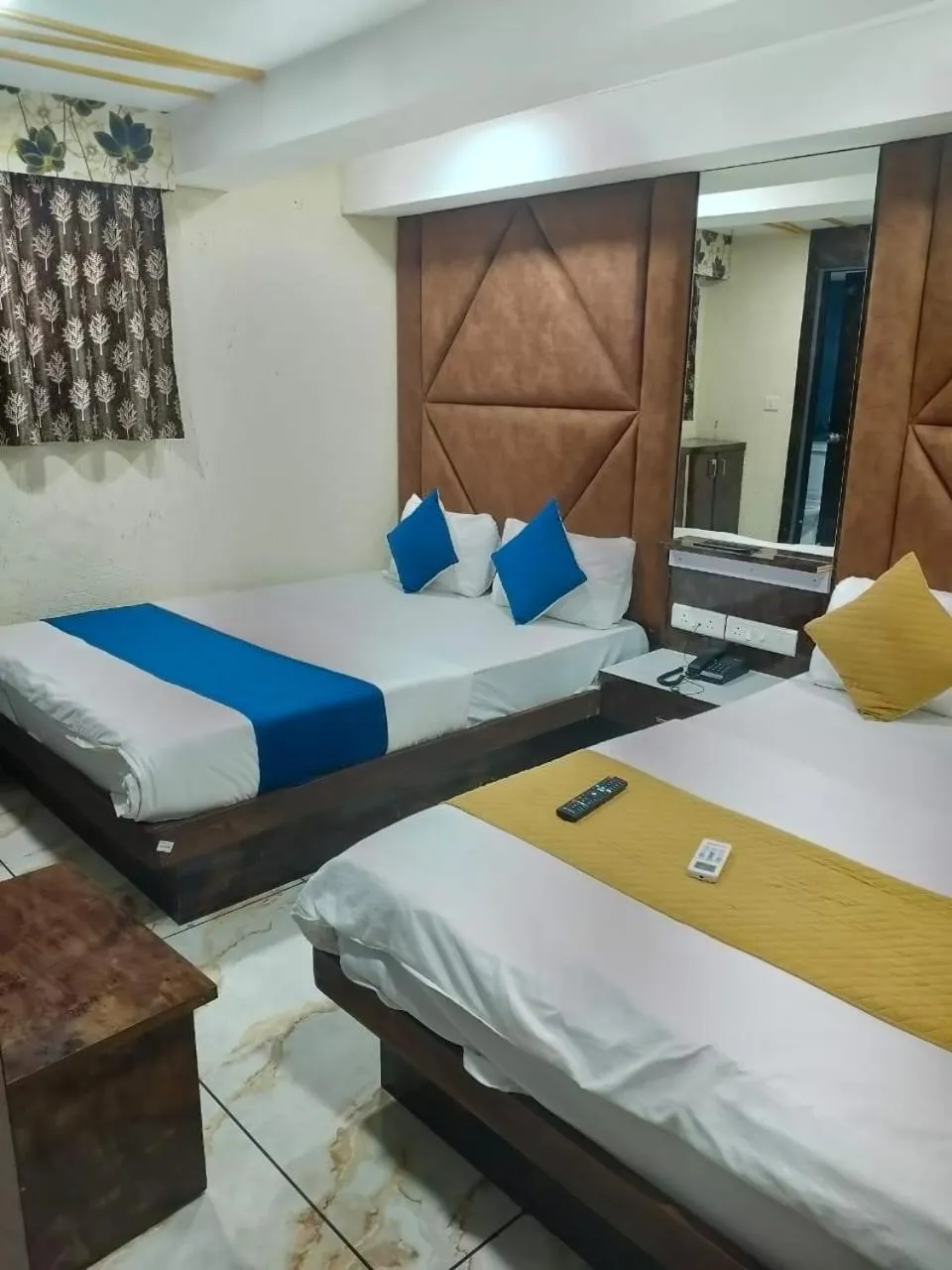 Bed in Hotel Raj Palace