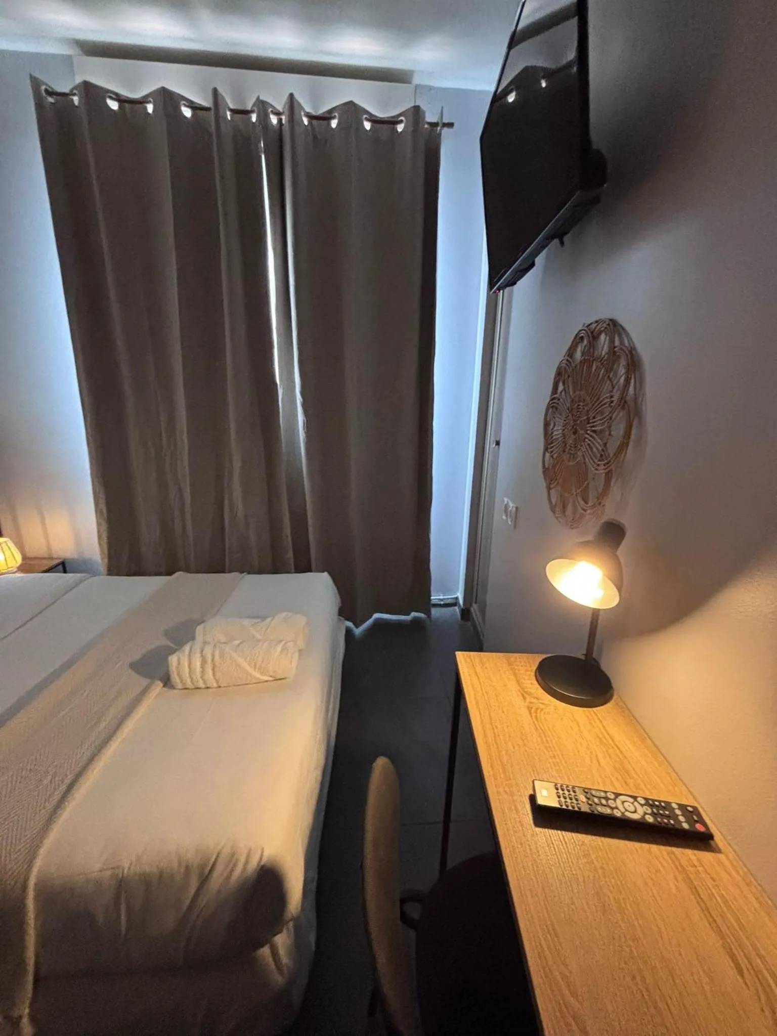 Bed in Hôtel Astrid