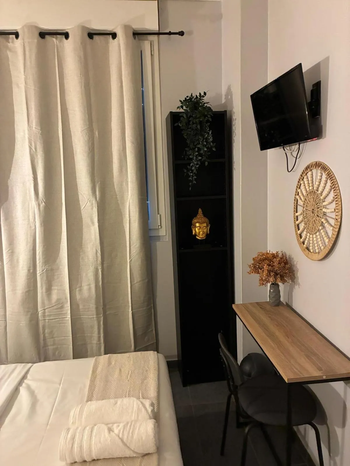 Bed in Hôtel Astrid