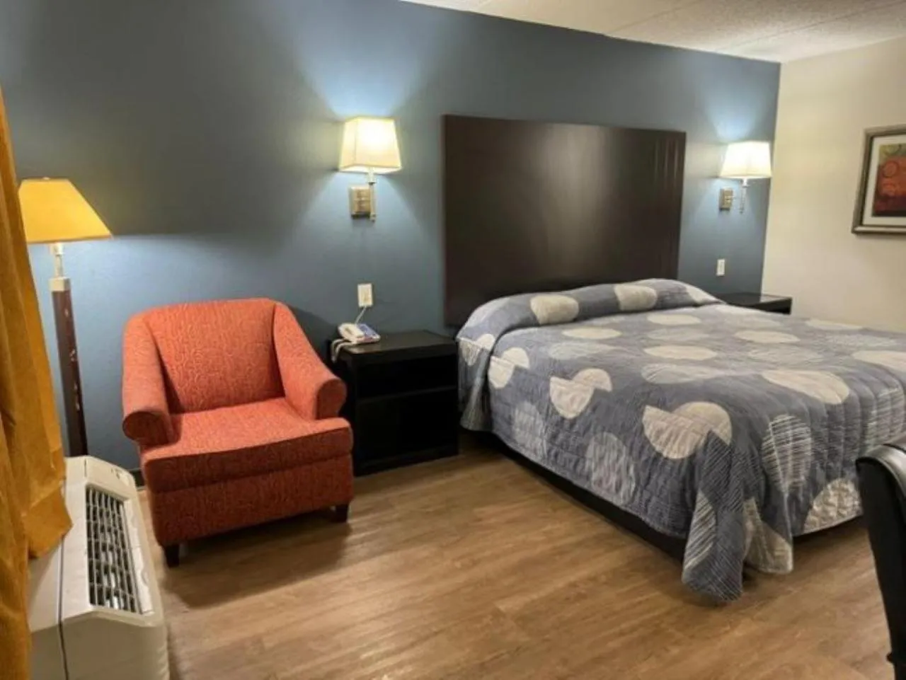 Single Room - single occupancy in Hilltop Inn