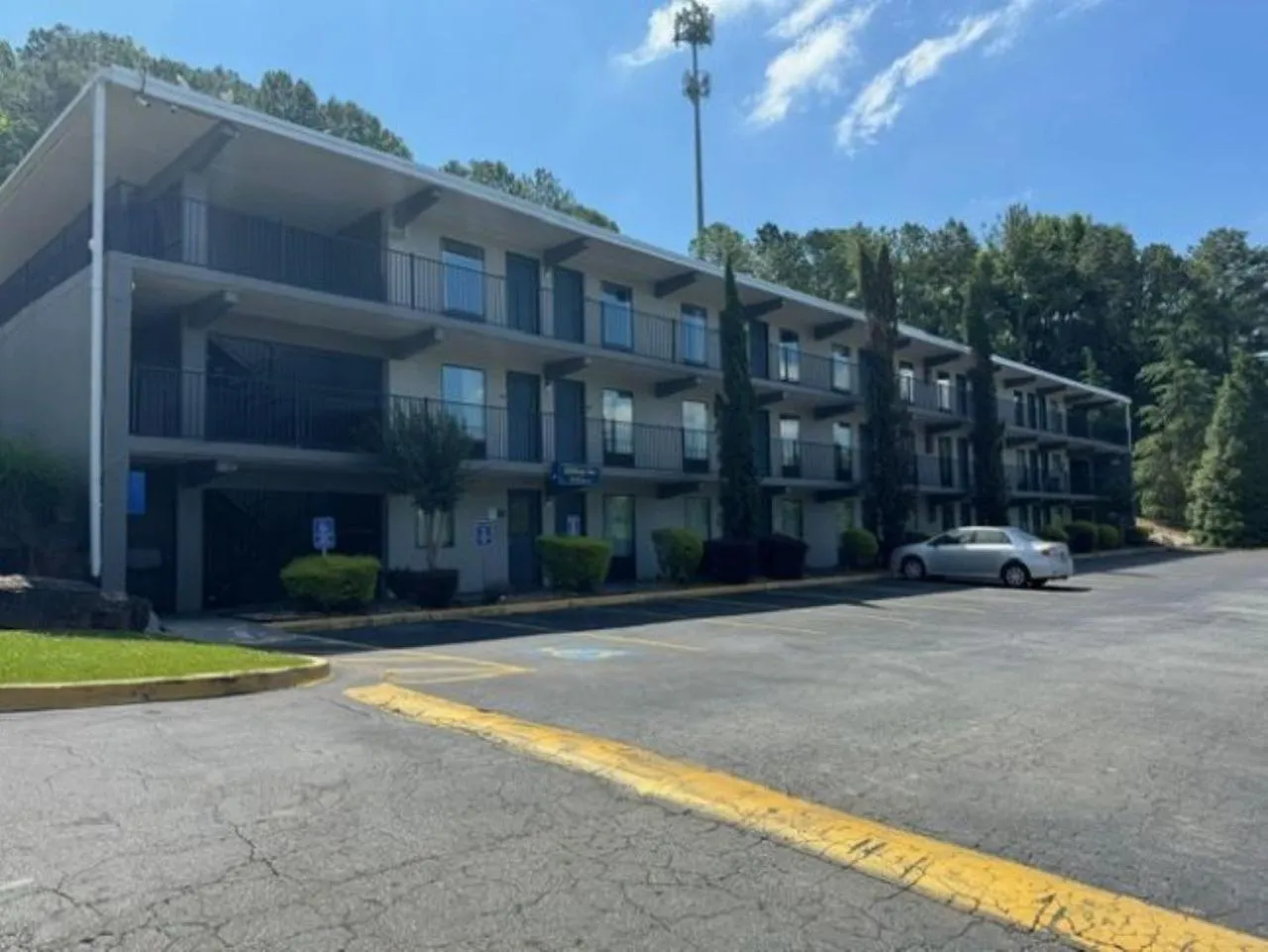 Single Room - single occupancy in Hilltop Inn