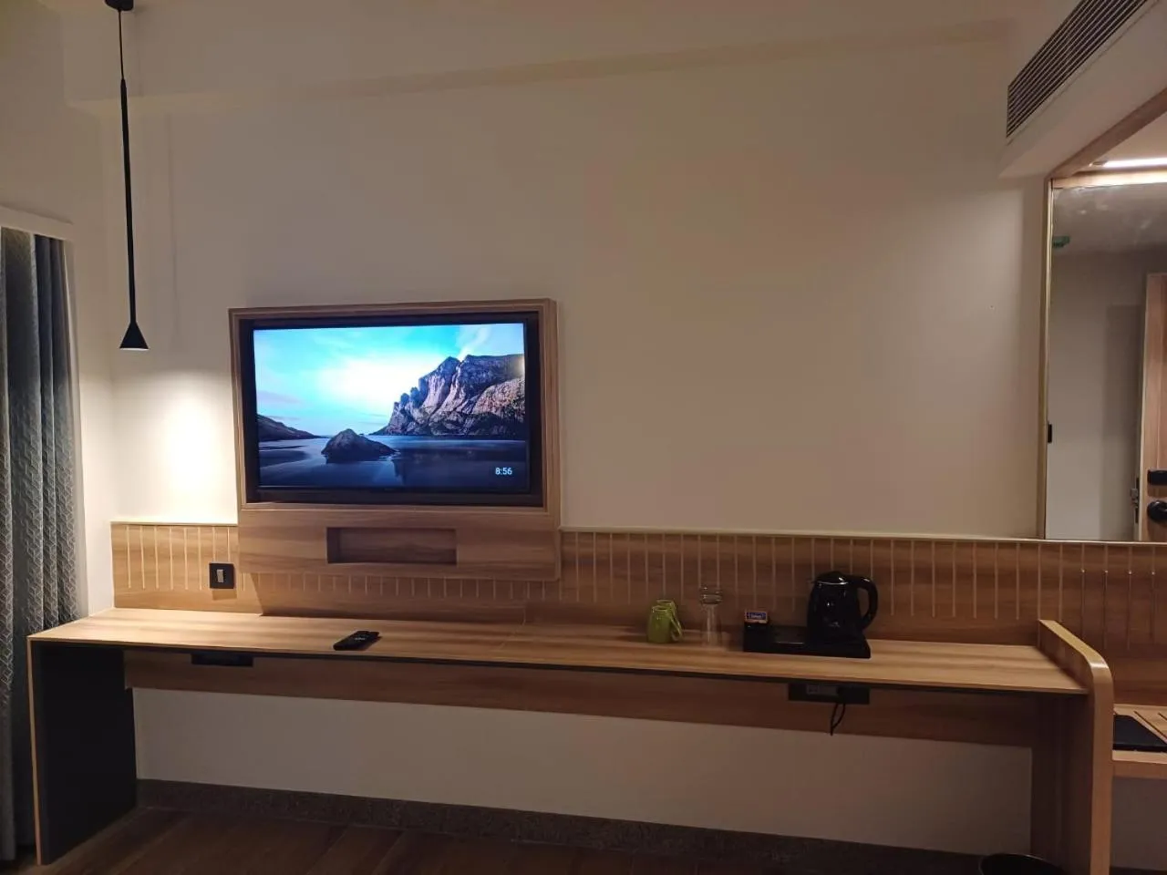 Area and facilities in Hotel Raai Hosur