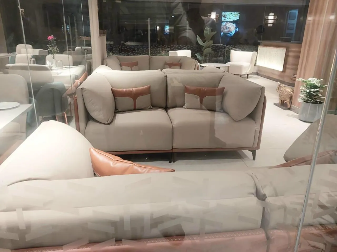 Lobby or reception in Hotel Raai Hosur