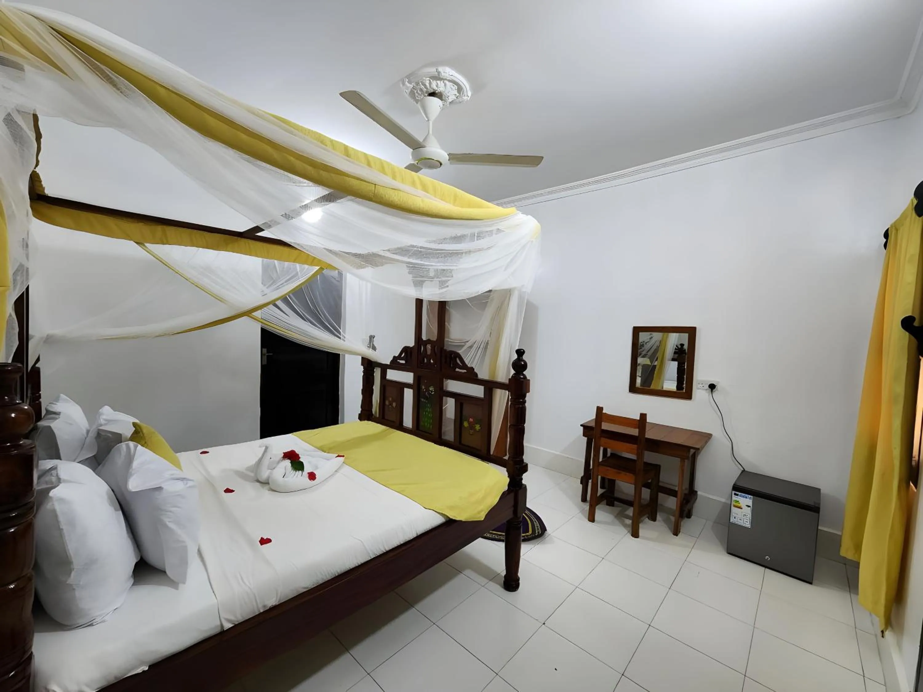 Bedroom, Bed in Seagull Nungwi Resort