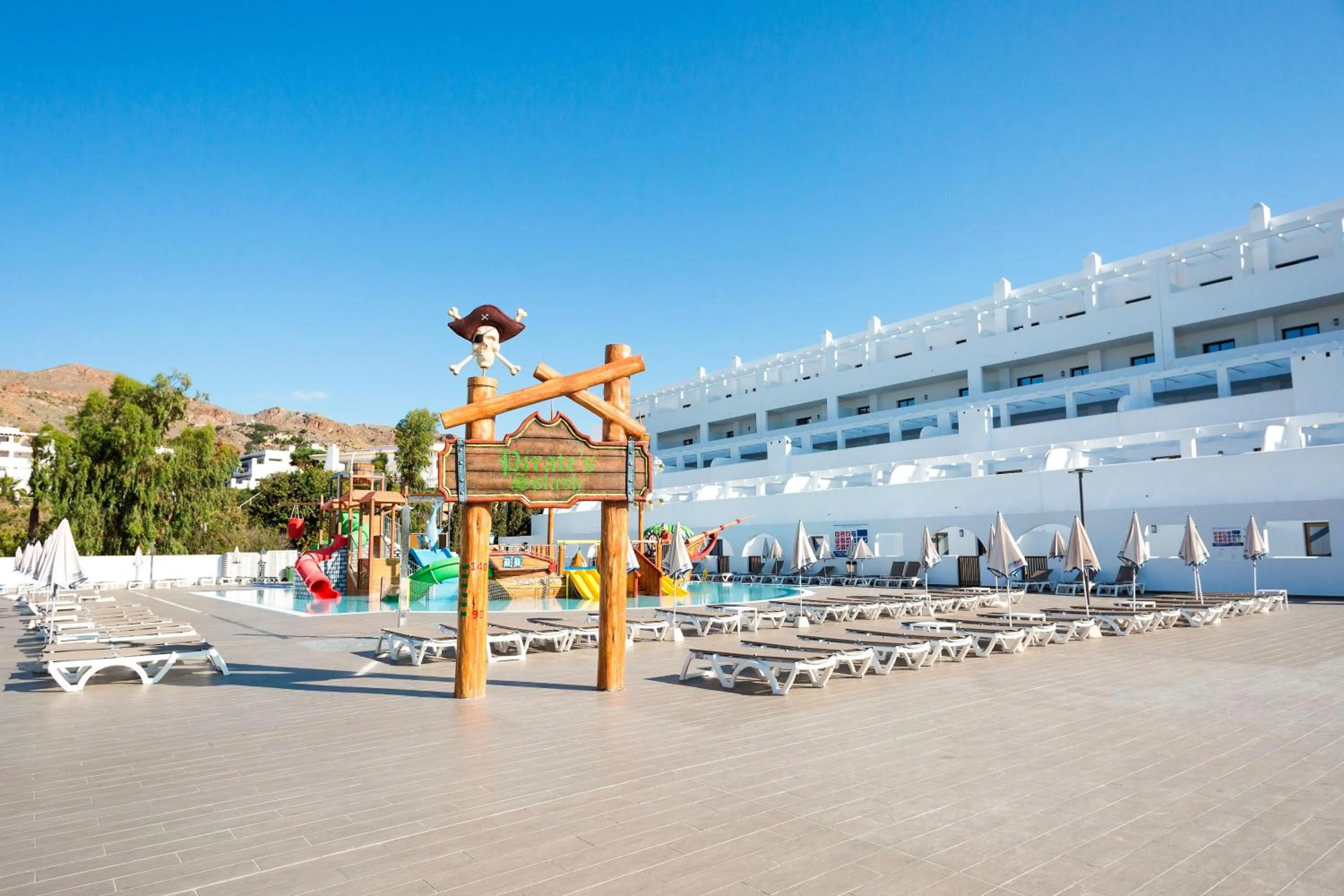 Swimming pool in Best Club Vacaciones Pueblo Indalo