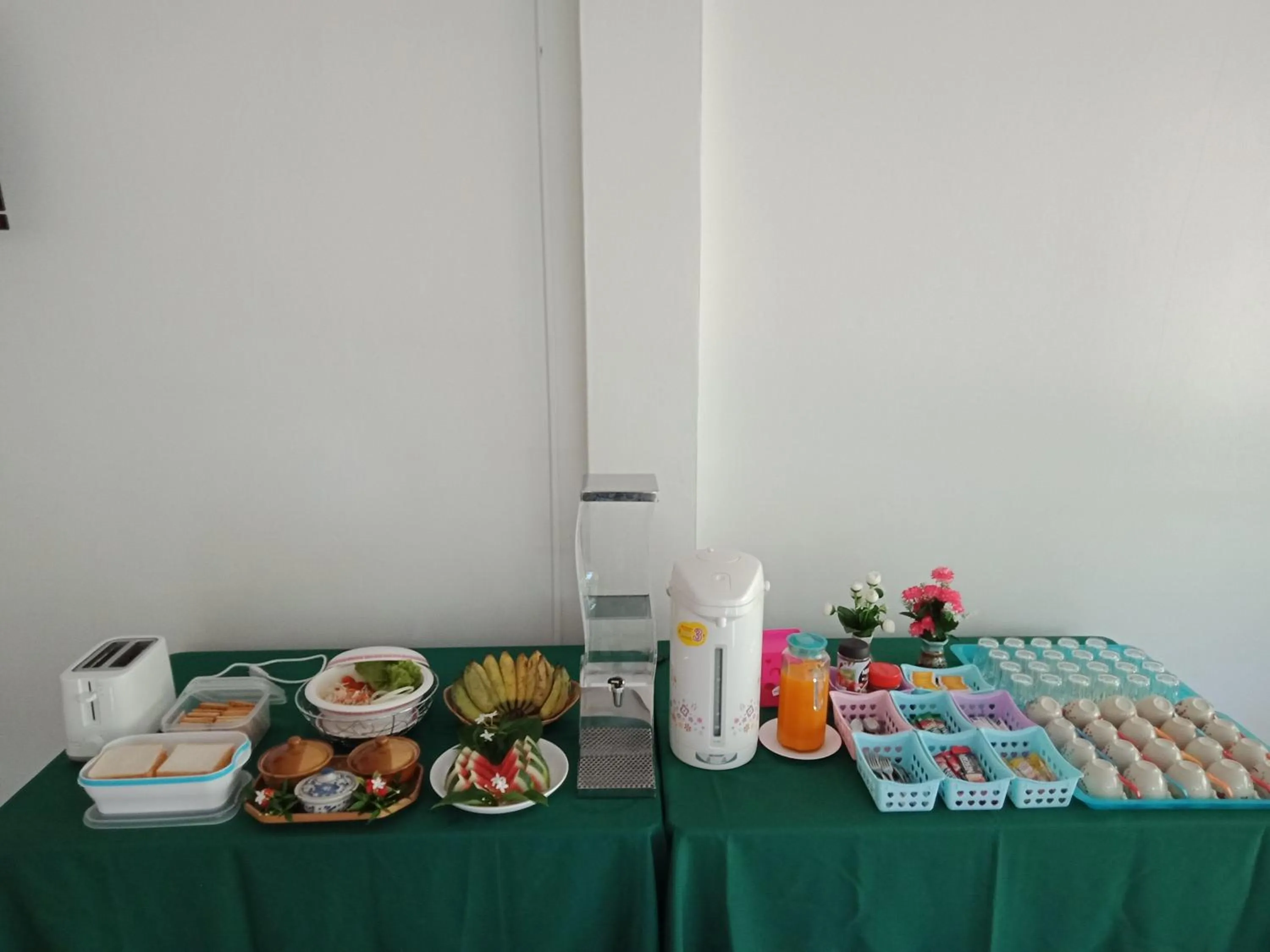 Breakfast in N.D.Hotel