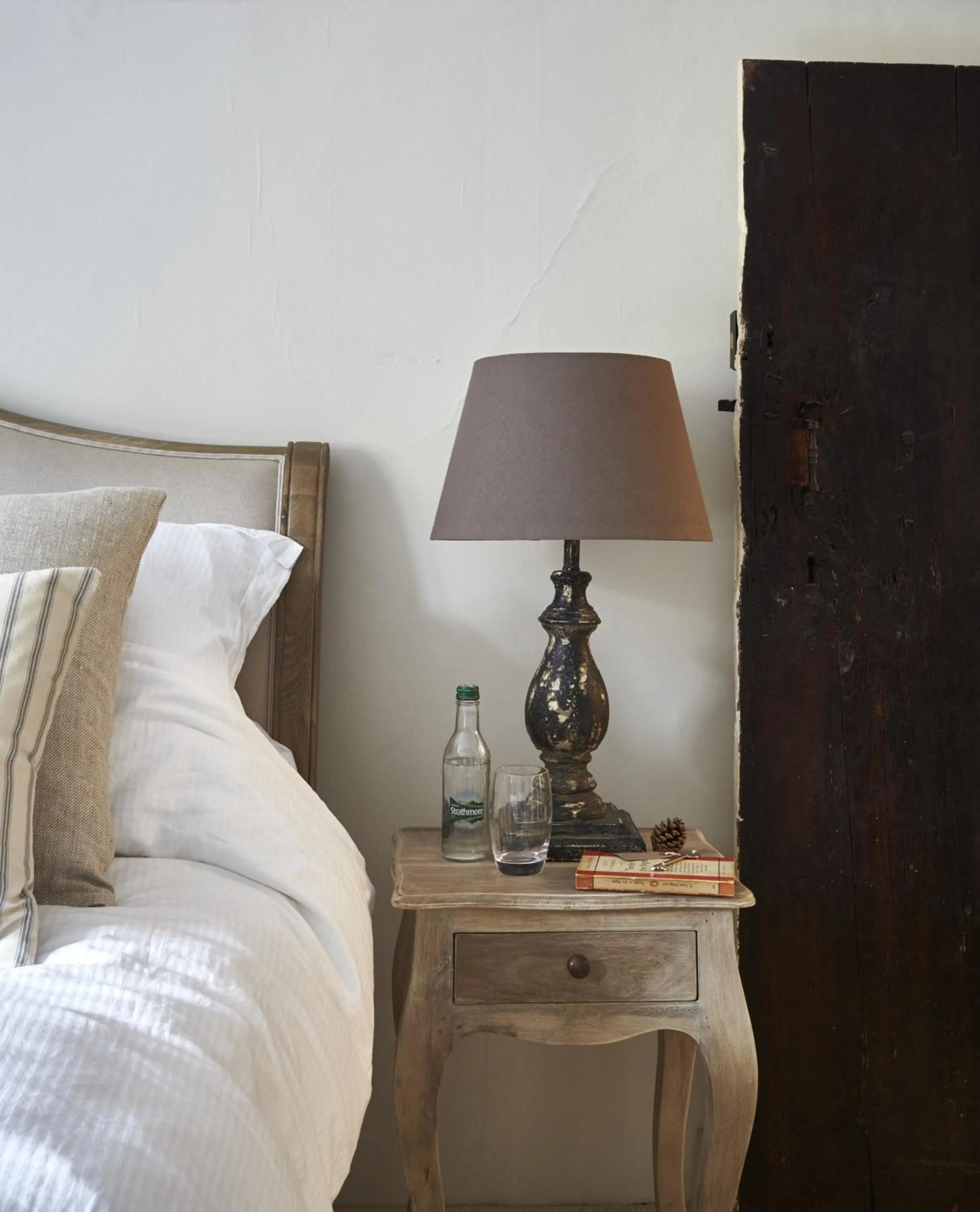 Bedroom, Bed in Sign of the Angel