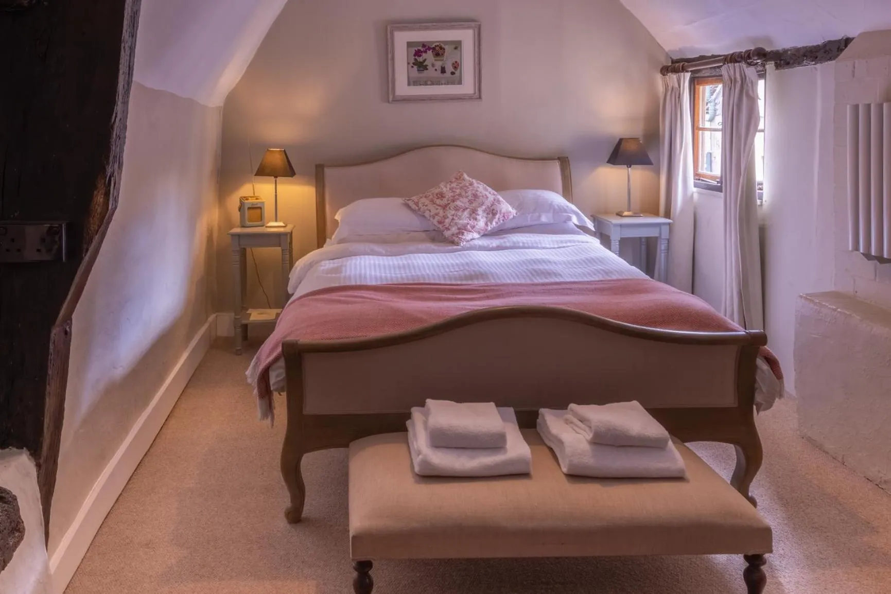 Bed in Sign of the Angel