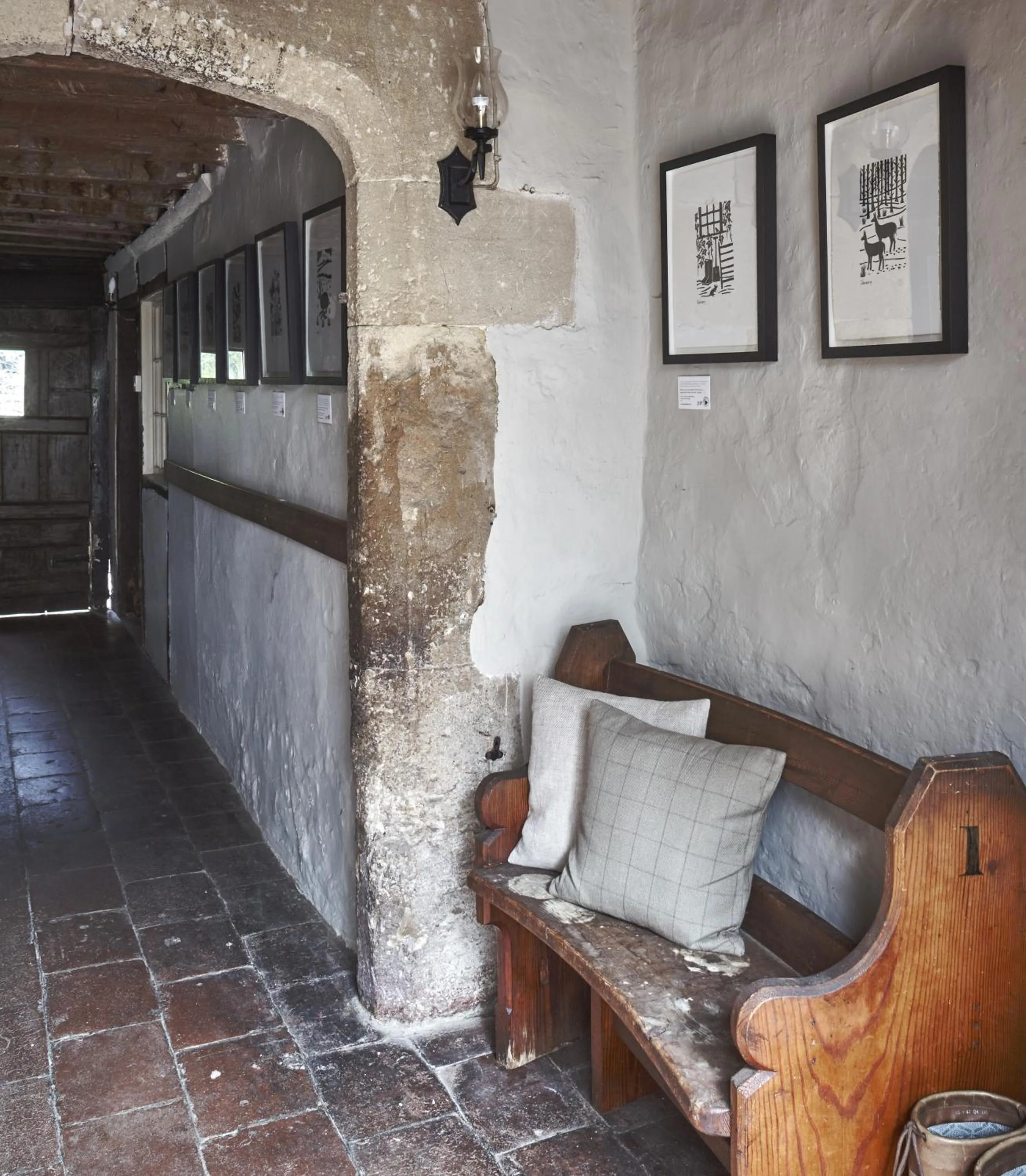 Facade/entrance in Sign of the Angel