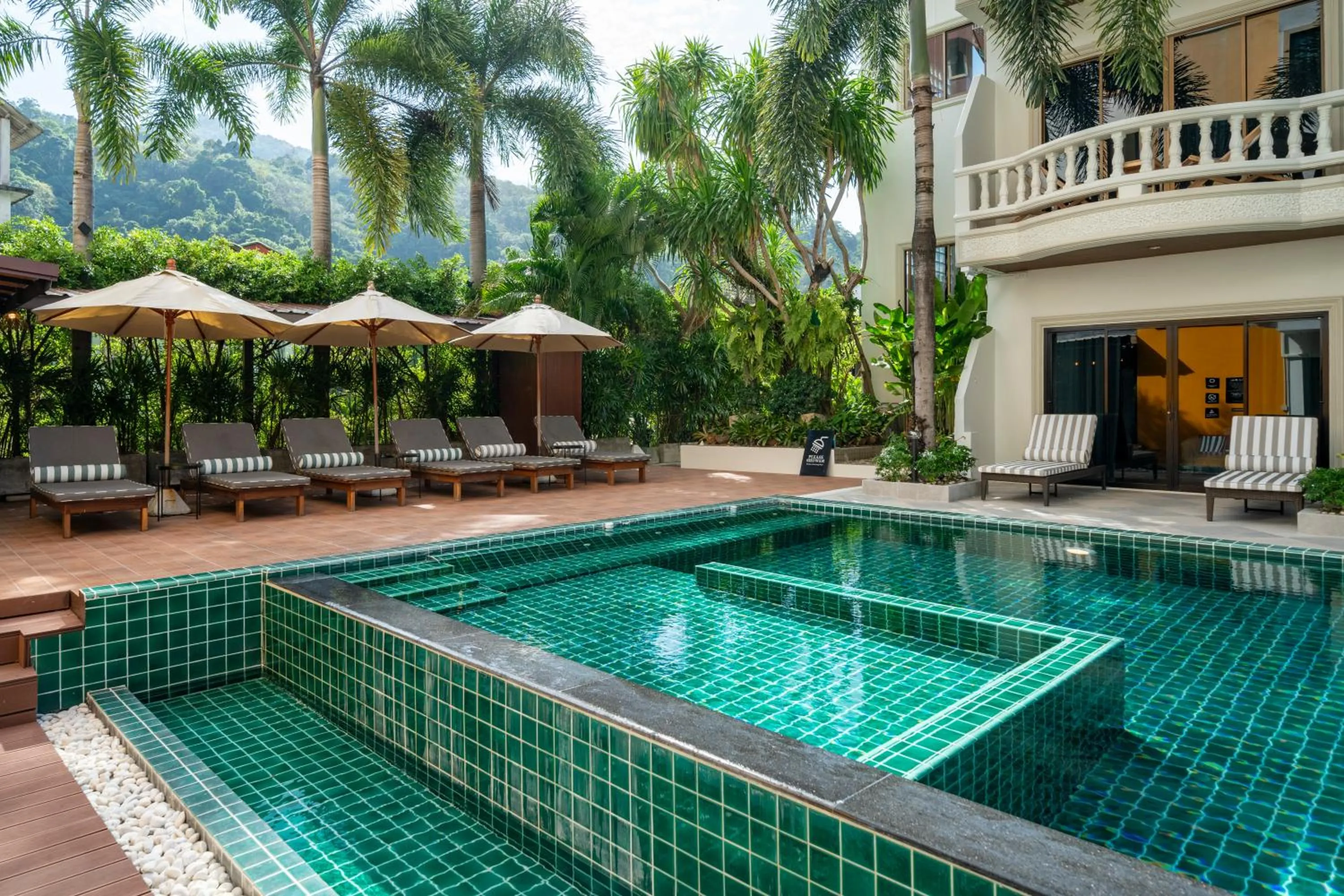 Swimming pool in Buasri Boutique Patong