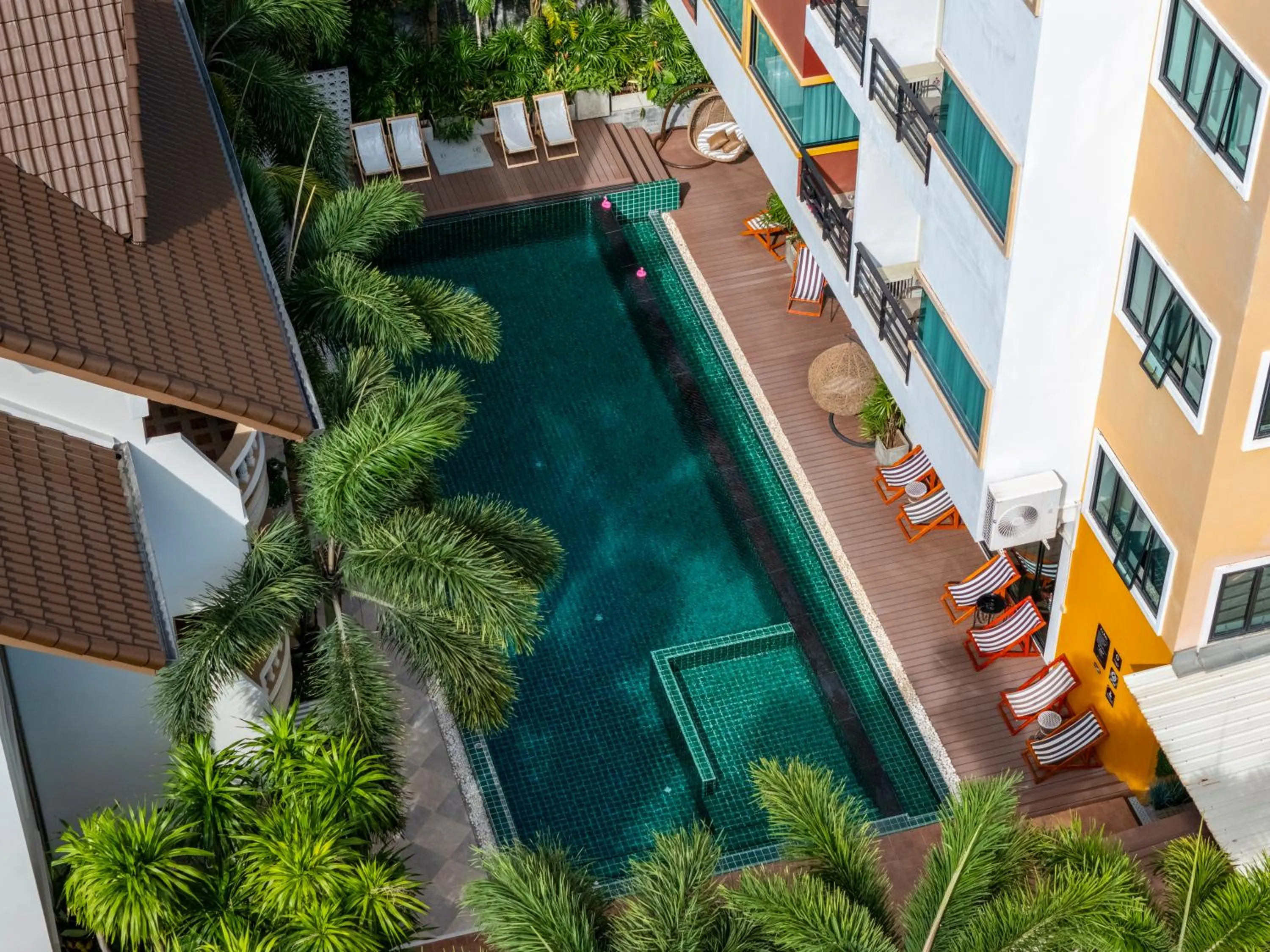 Property building in Buasri Boutique Patong