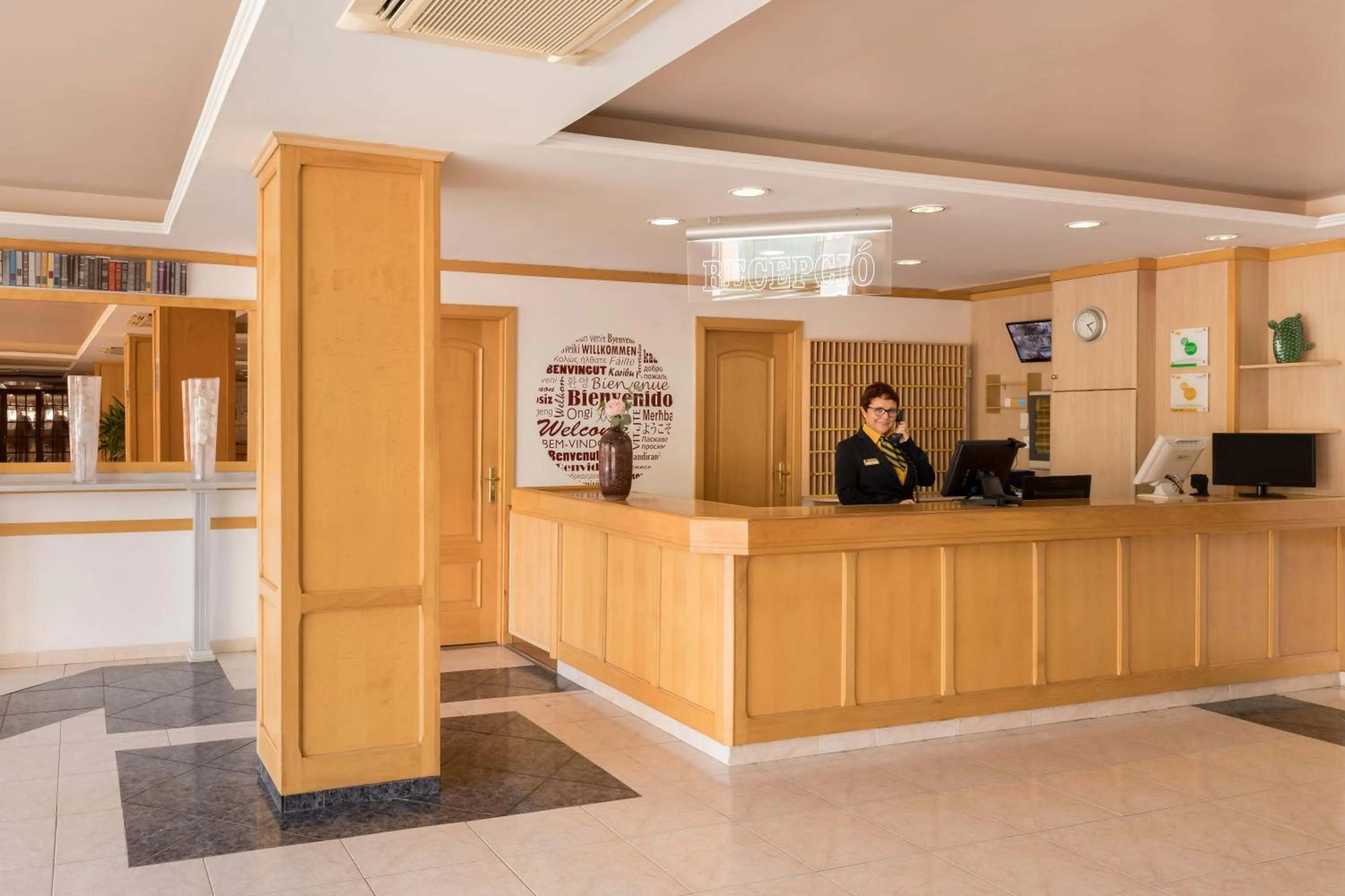 Lobby or reception in htop Summer Sun #htopEnjoy