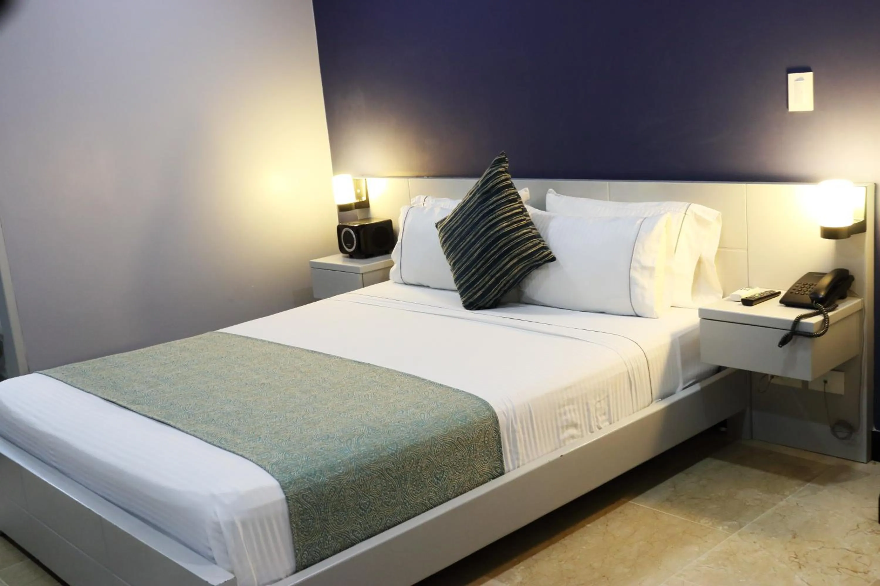 Photo of the whole room, Bed in Hotel Lleras 10