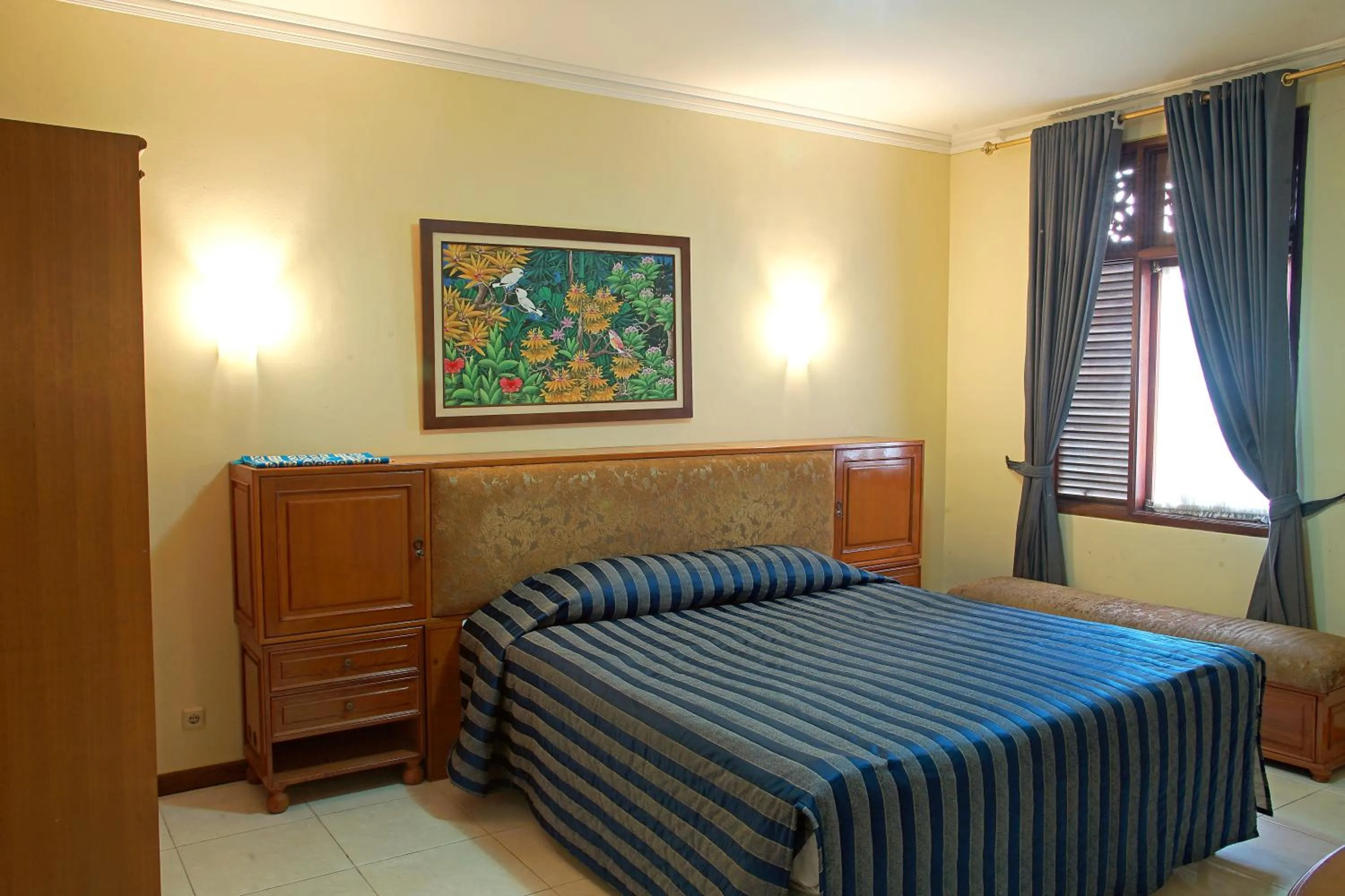 Bed in Resort Prima Sangkanhurip