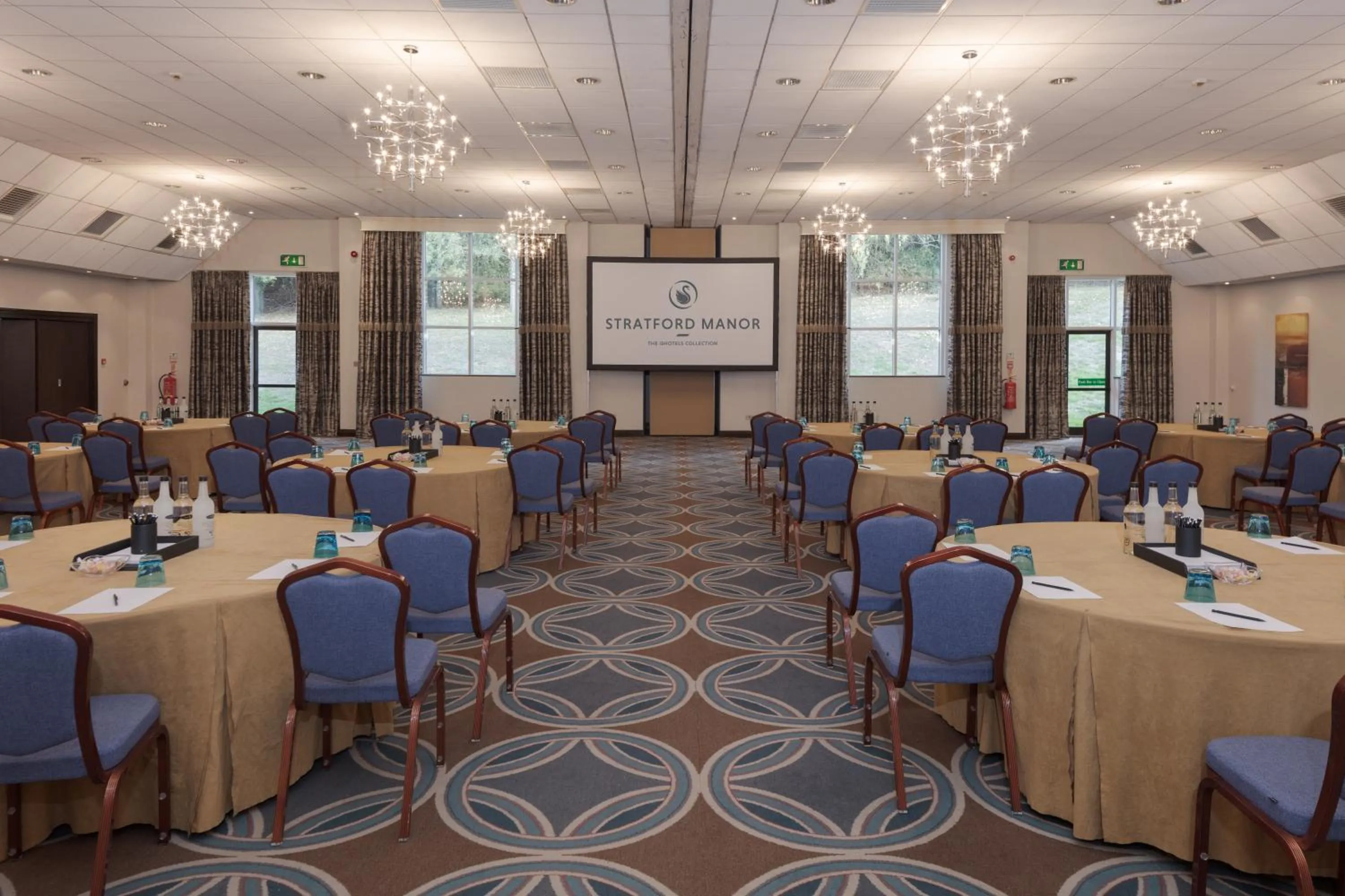 Meeting/conference room in Stratford Manor Hotel