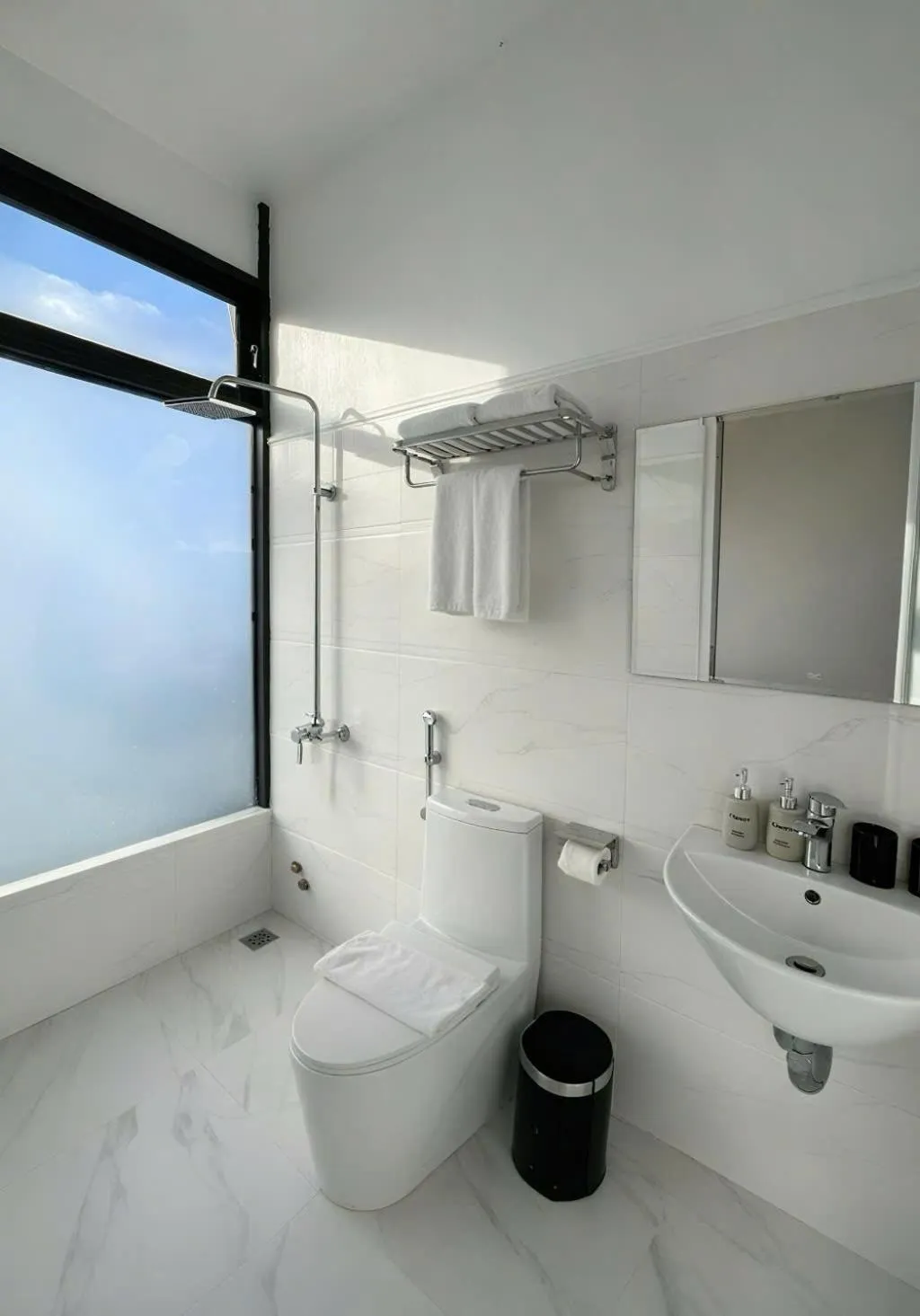 Shower in The Manor Villas Da Lat