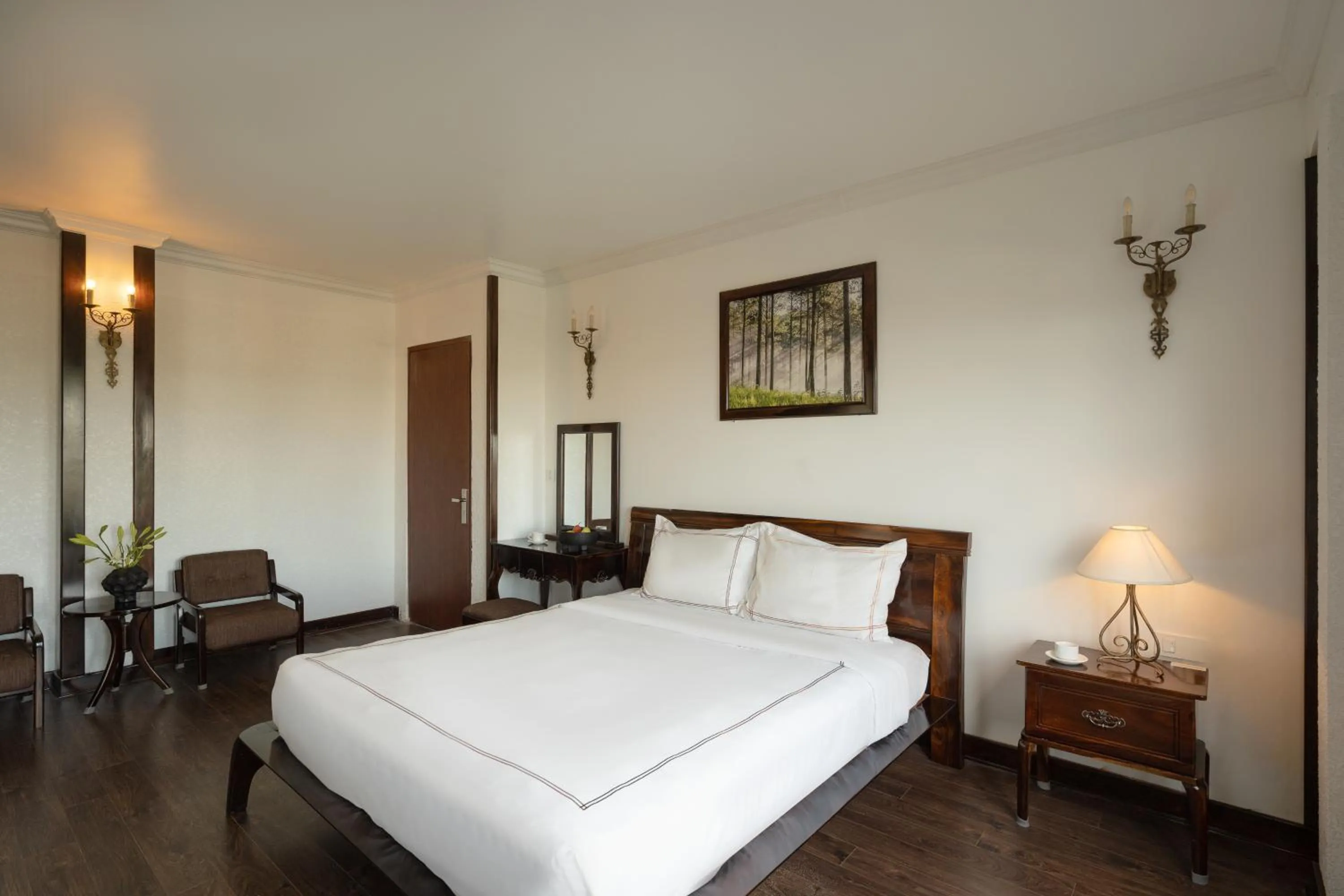 Bed in The Manor Villas Da Lat