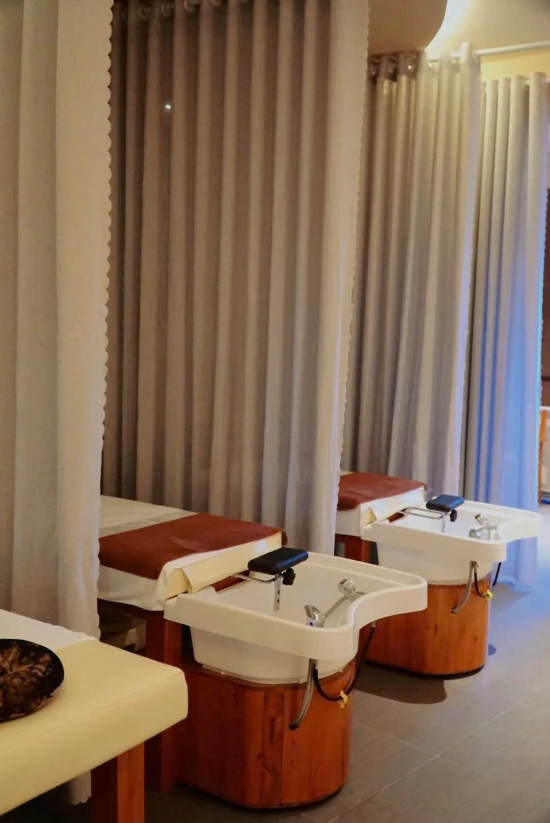 Spa and wellness centre/facilities in The Manor Villas Da Lat