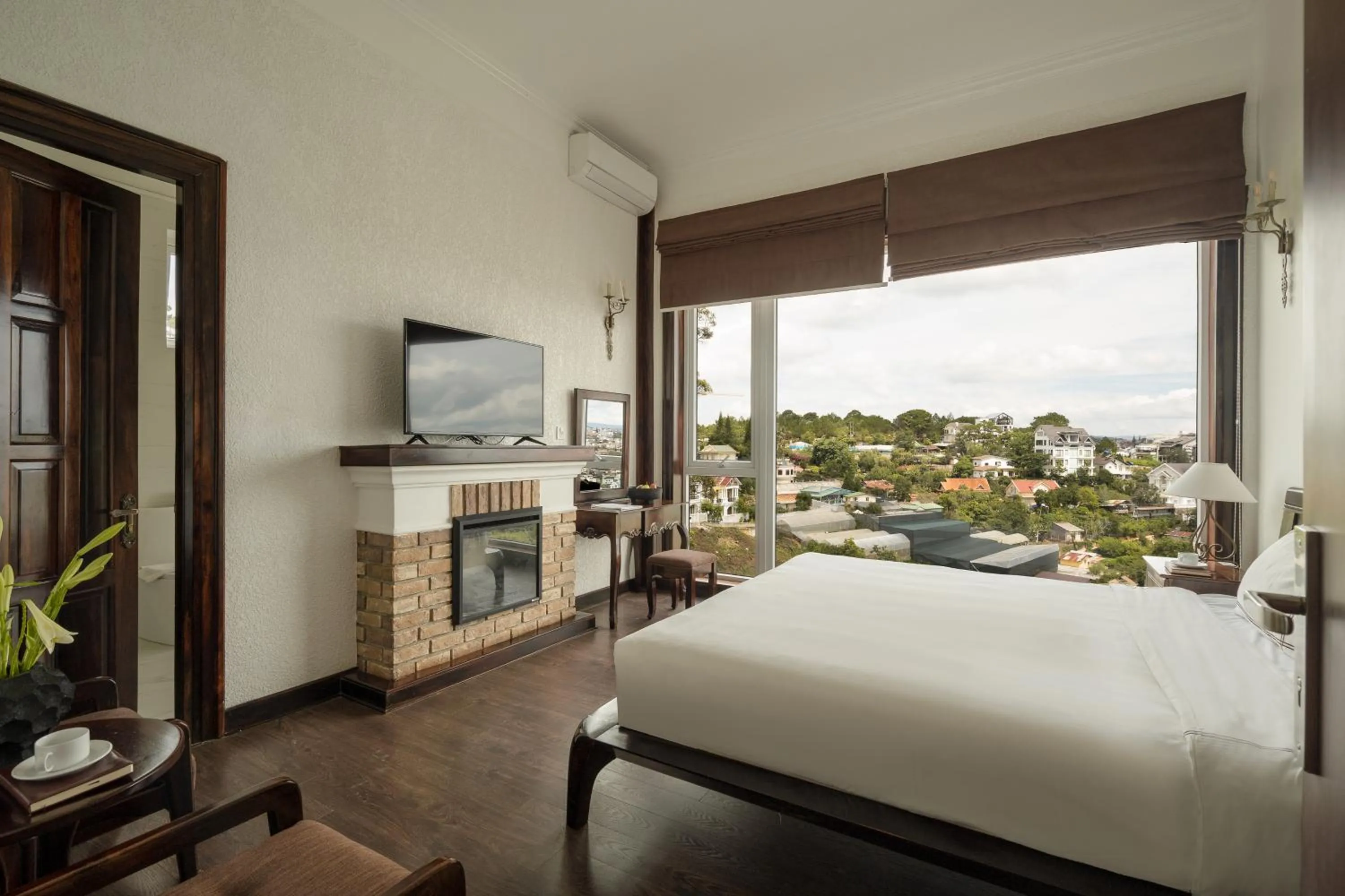 Bed in The Manor Villas Da Lat