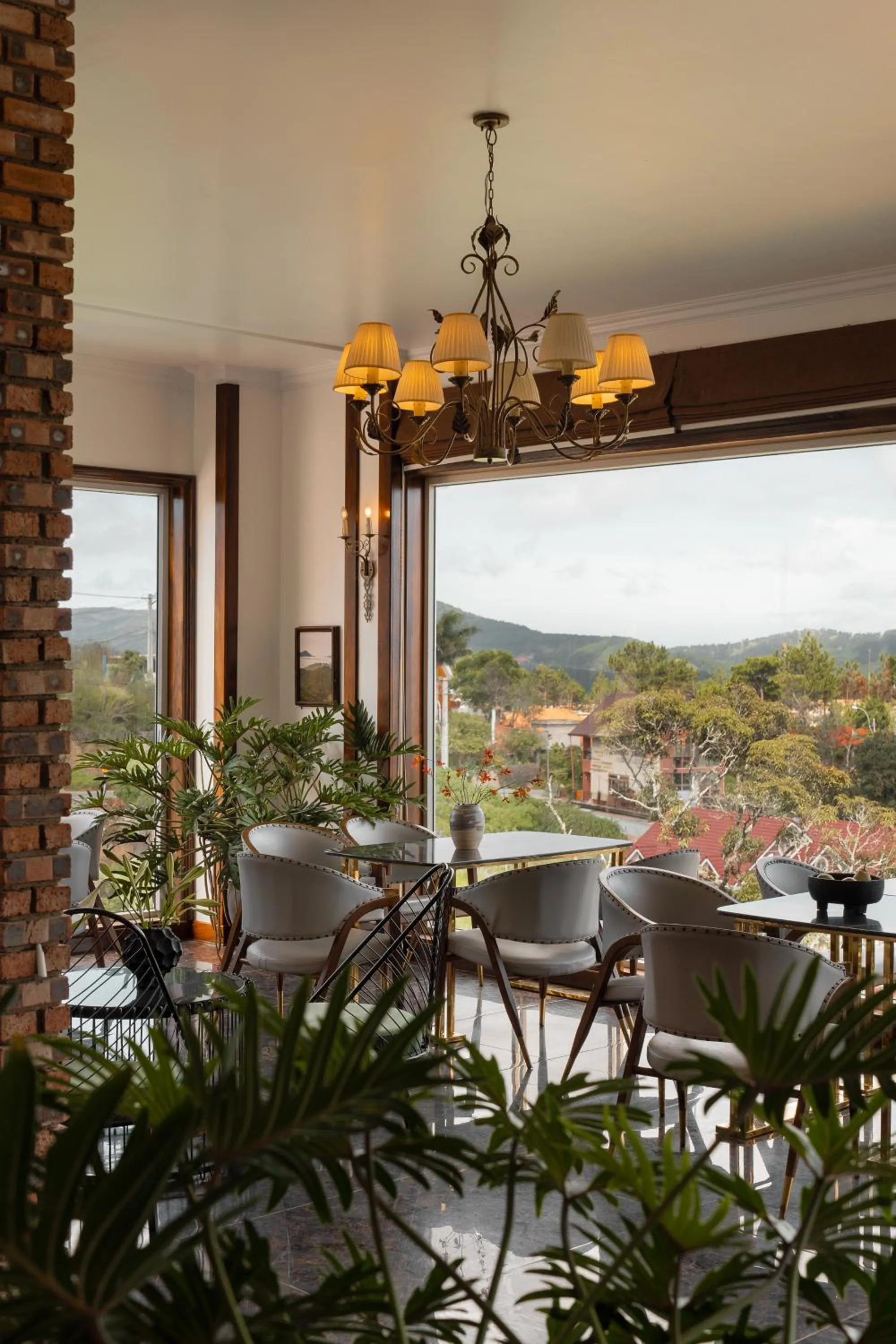 Day in The Manor Villas Da Lat