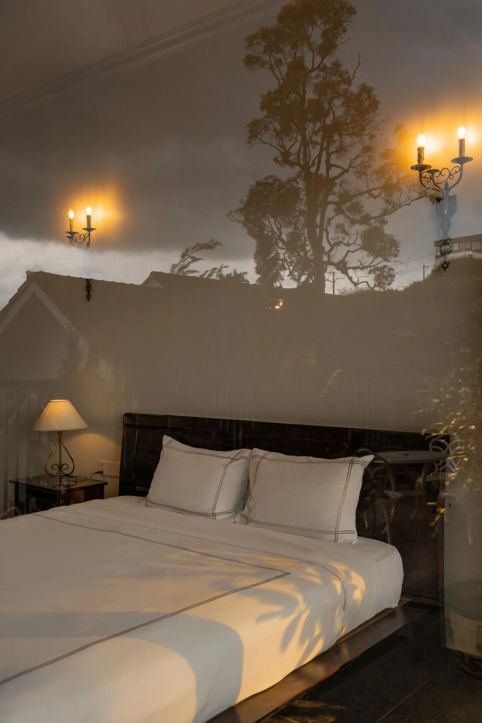 Bed in The Manor Villas Da Lat