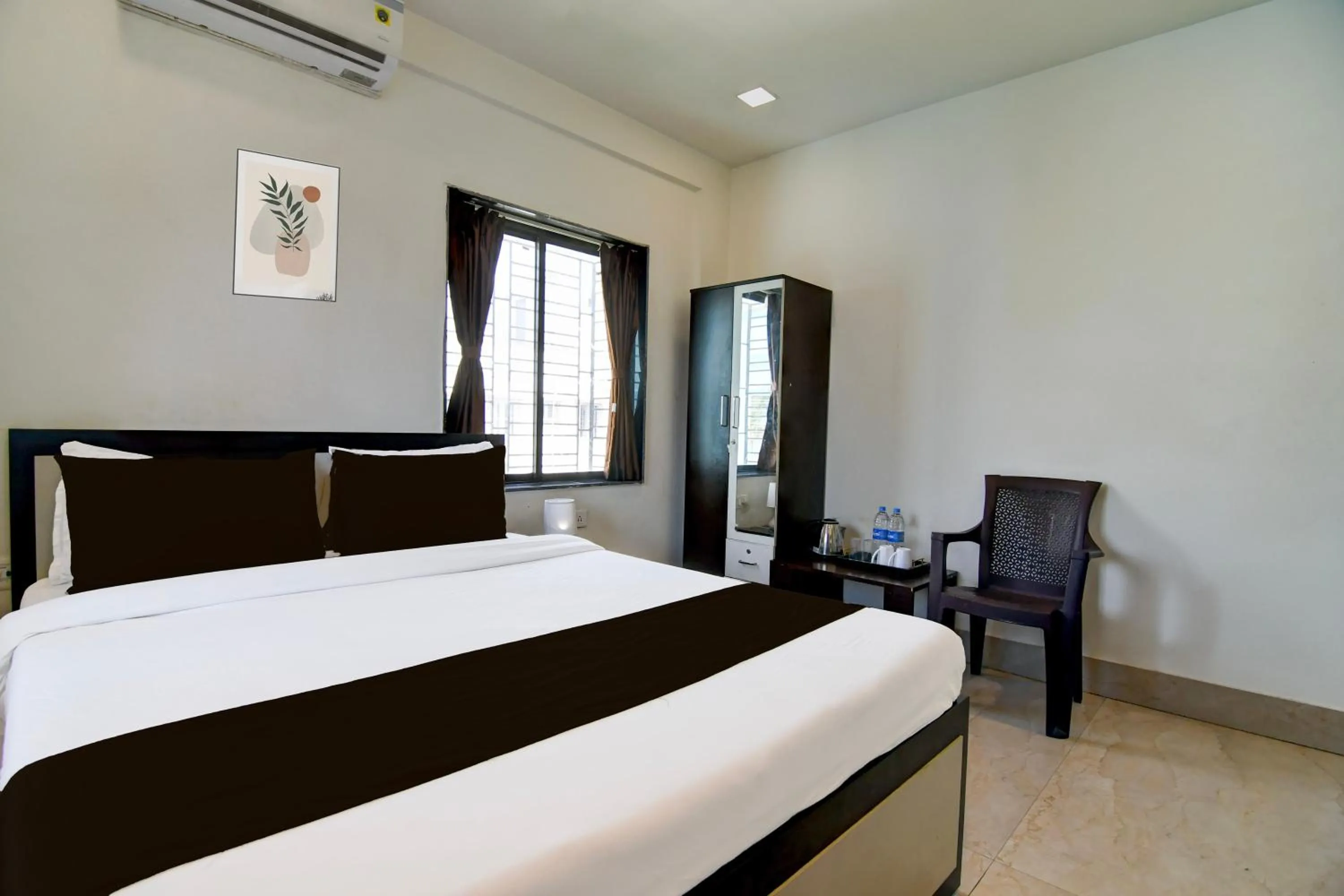 Bedroom, Bed in Super Collection O New Town AI Block