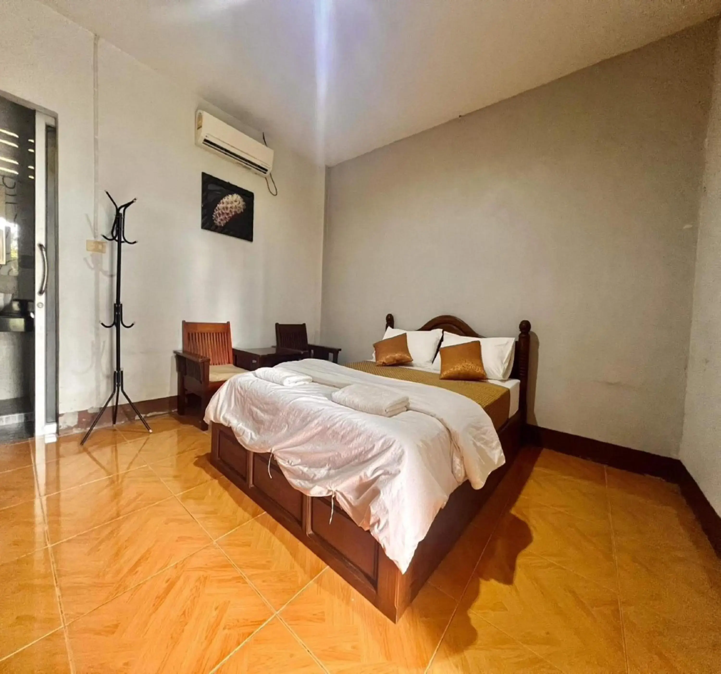 Standard Double Room in OYO 75517 Mananchaya Resort Standard Double Room in OYO 75517 Mananchaya Resort