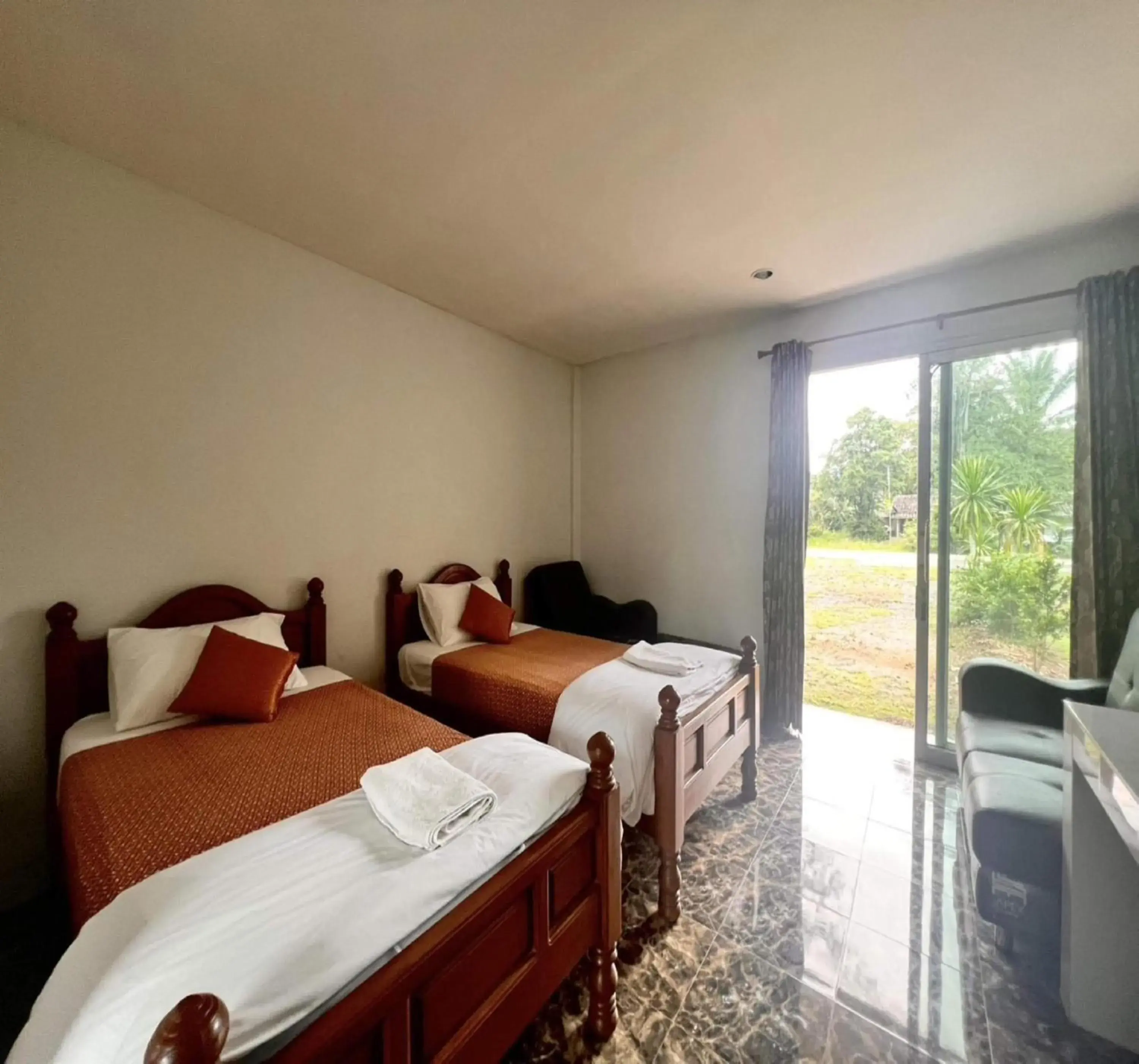 Standard Twin Room in OYO 75517 Mananchaya Resort Standard Twin Room in OYO 75517 Mananchaya Resort