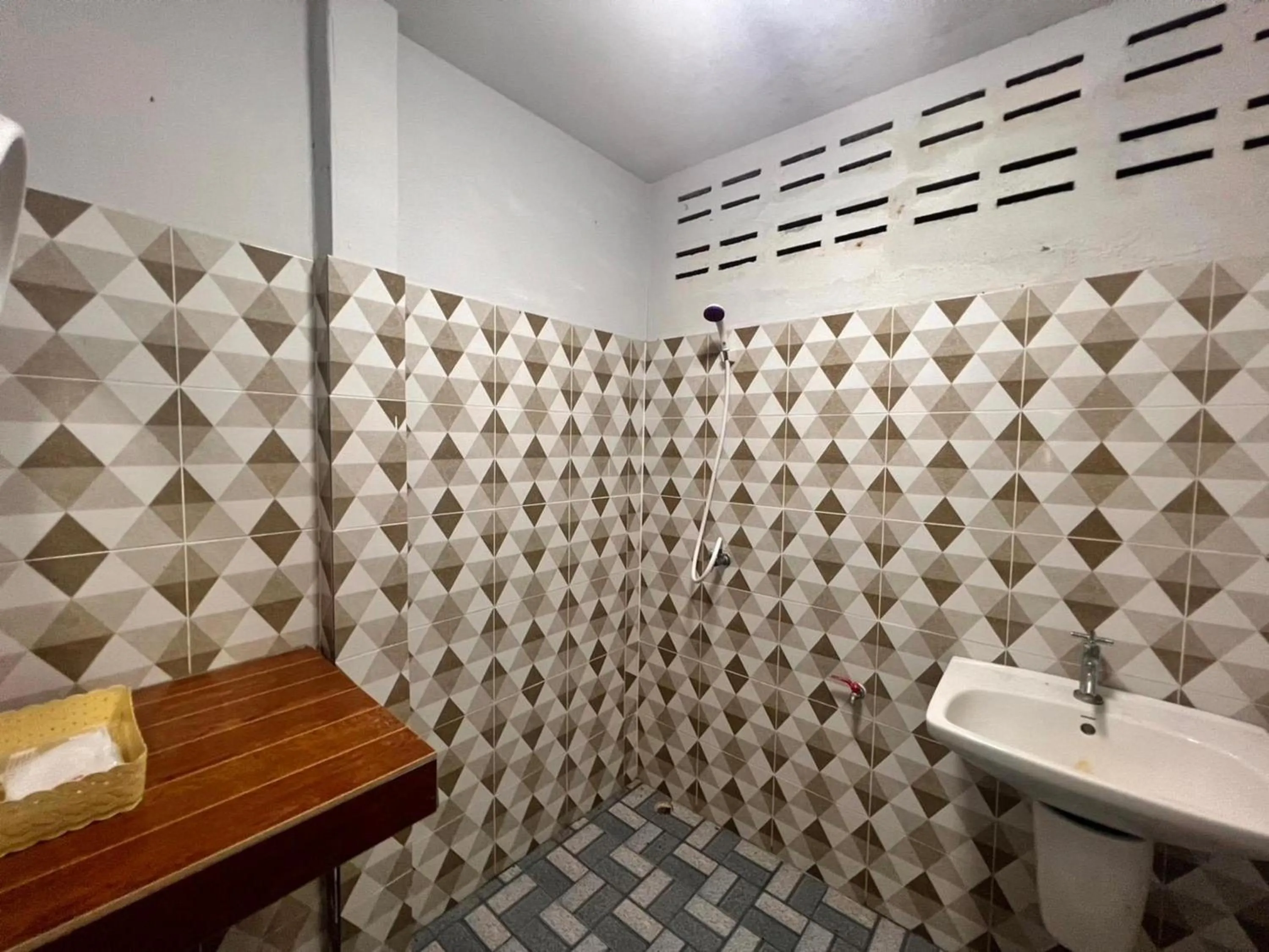 Bathroom in OYO 75517 Mananchaya Resort