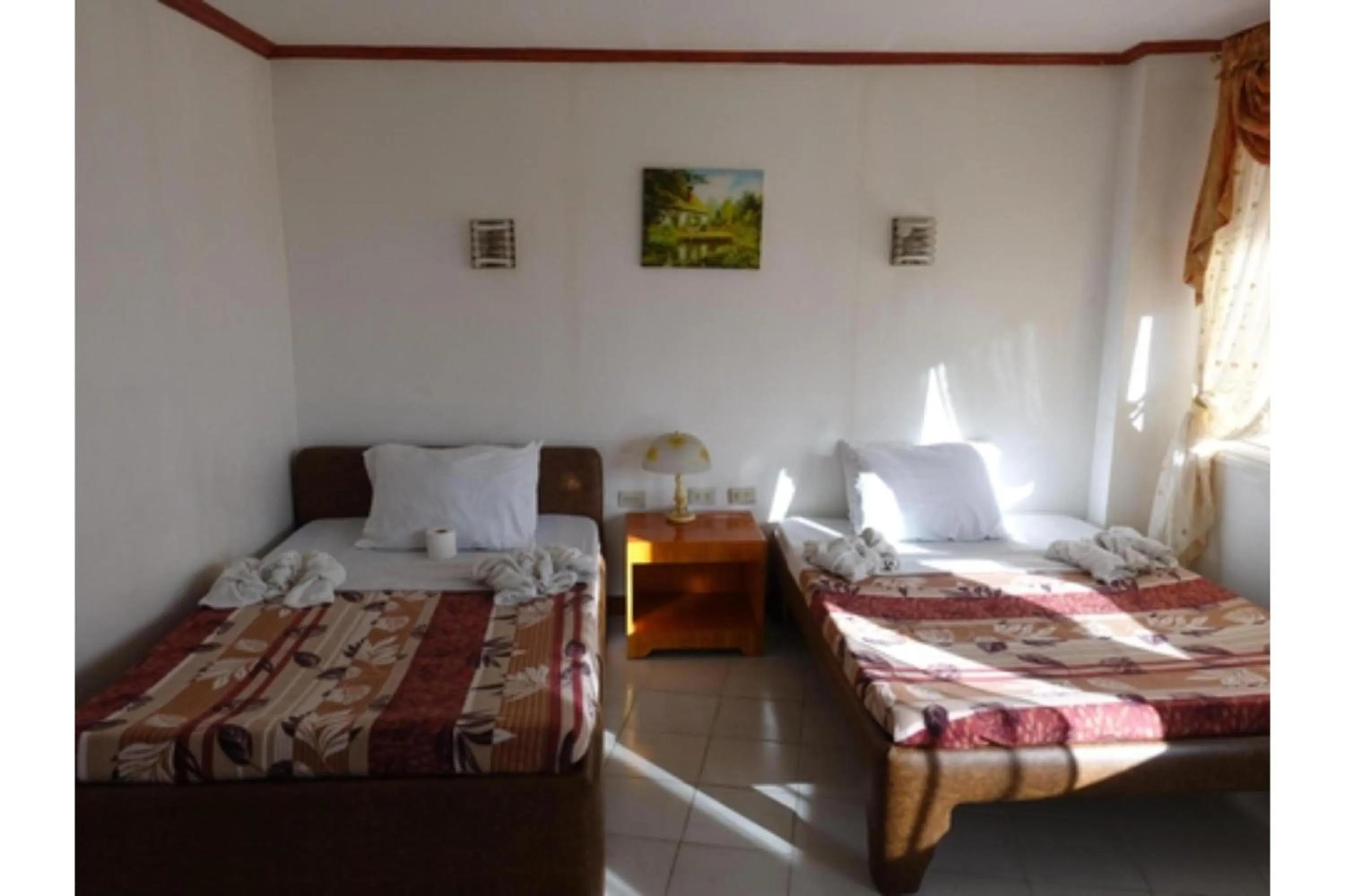 Photo of the whole room, Bed in Marian Palazz Hotel