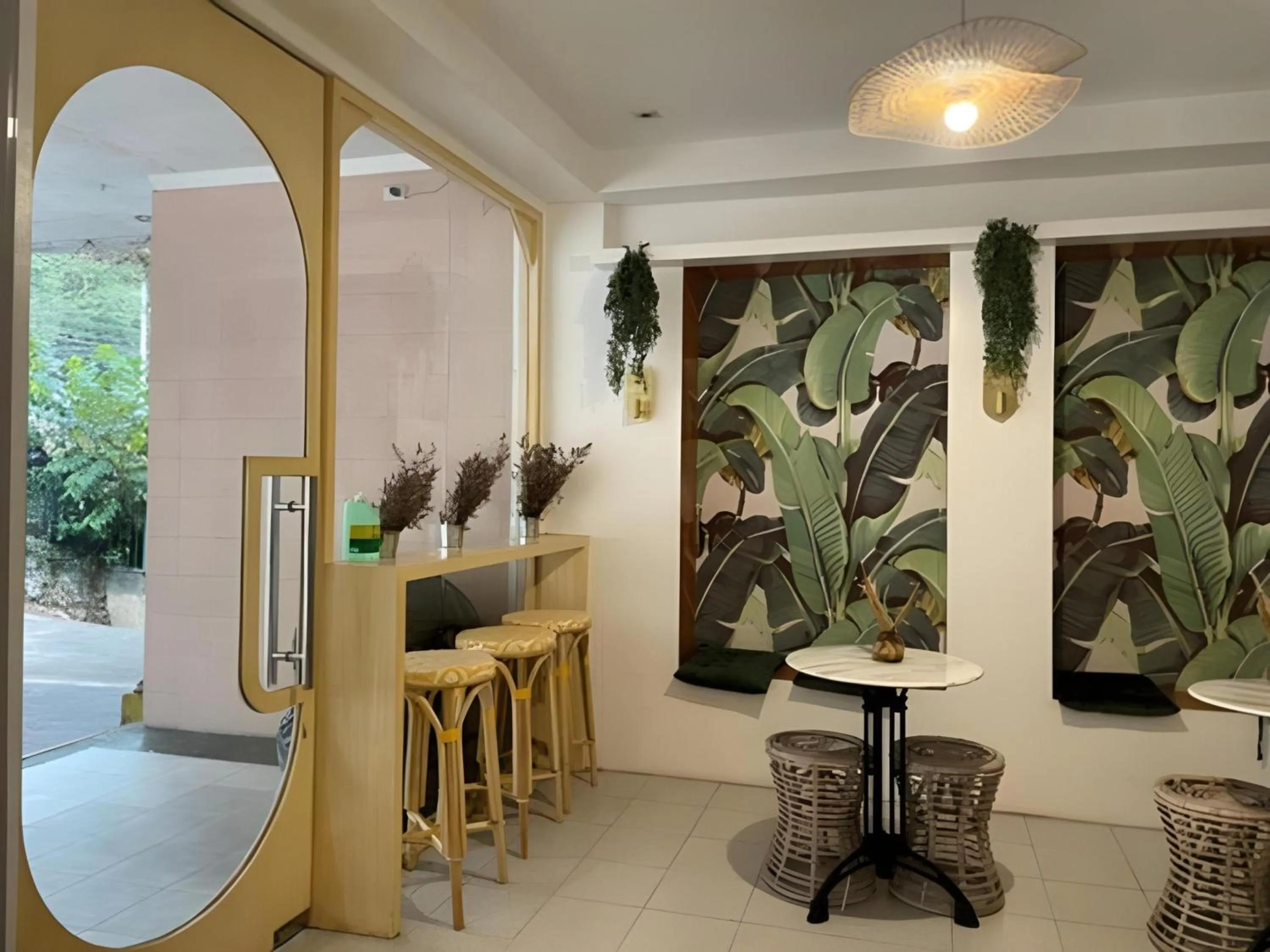 Seating area in Marian Palazz Hotel