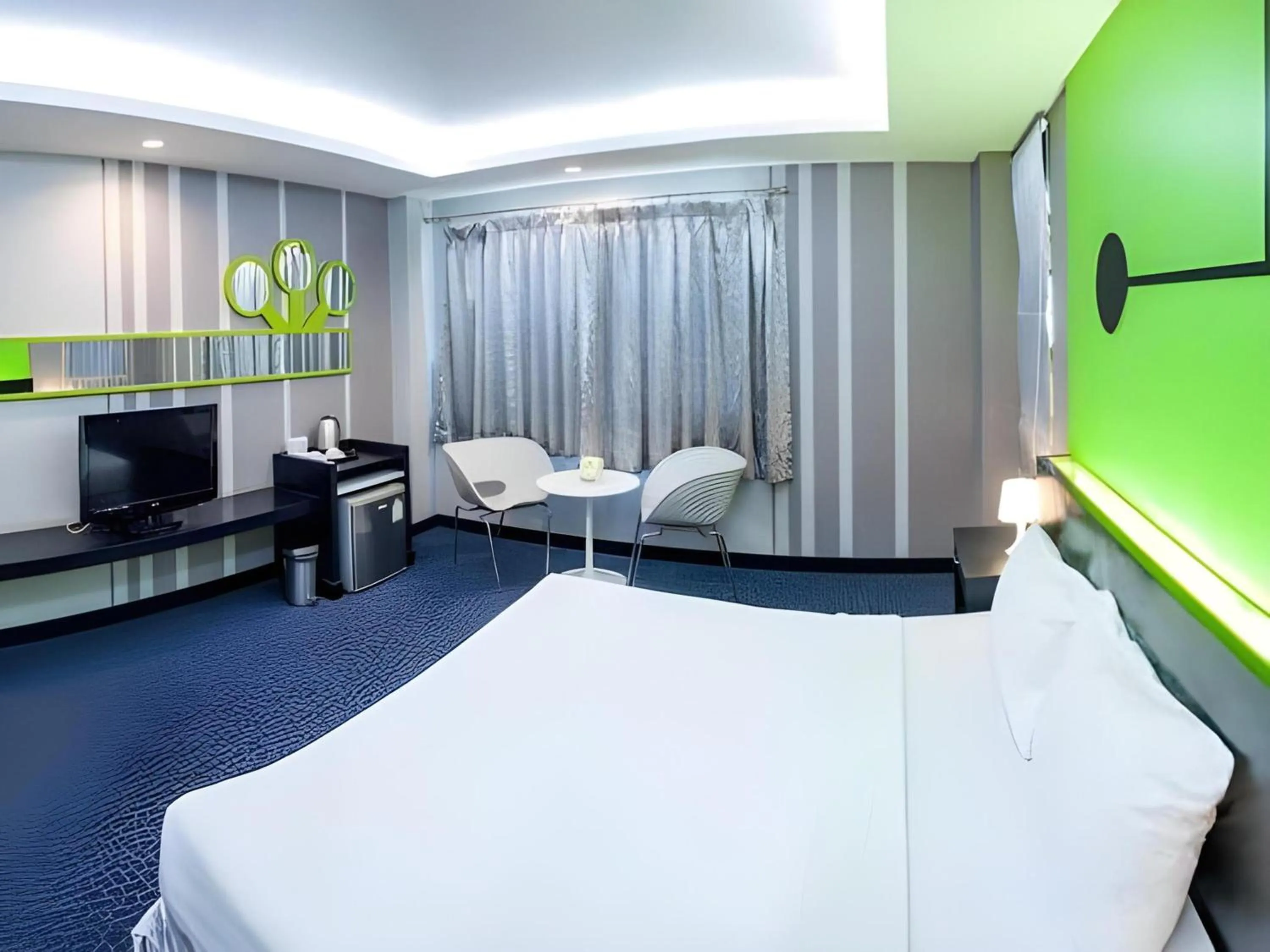 TV and multimedia, Bed in Marian Palazz Hotel