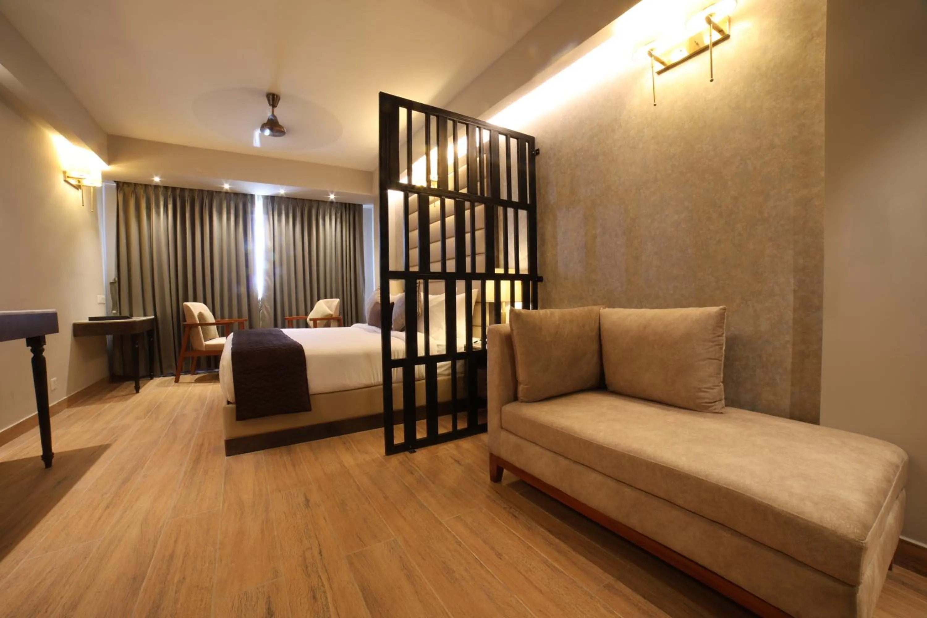 Quiet street view, Bed in NORTHIN Hotel Kolkata Airport