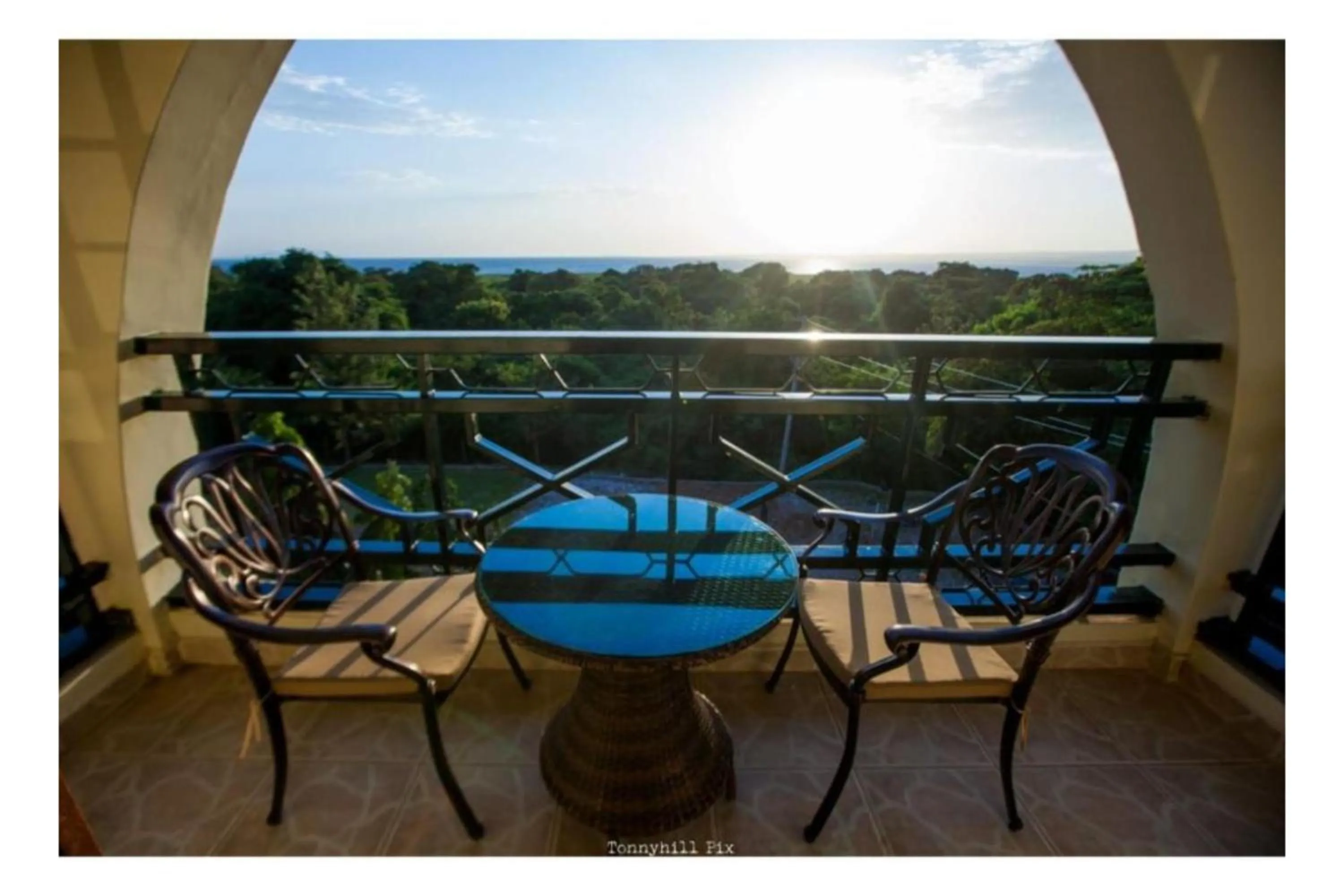 Balcony/Terrace in Parkview Safari Hotel & Apartments