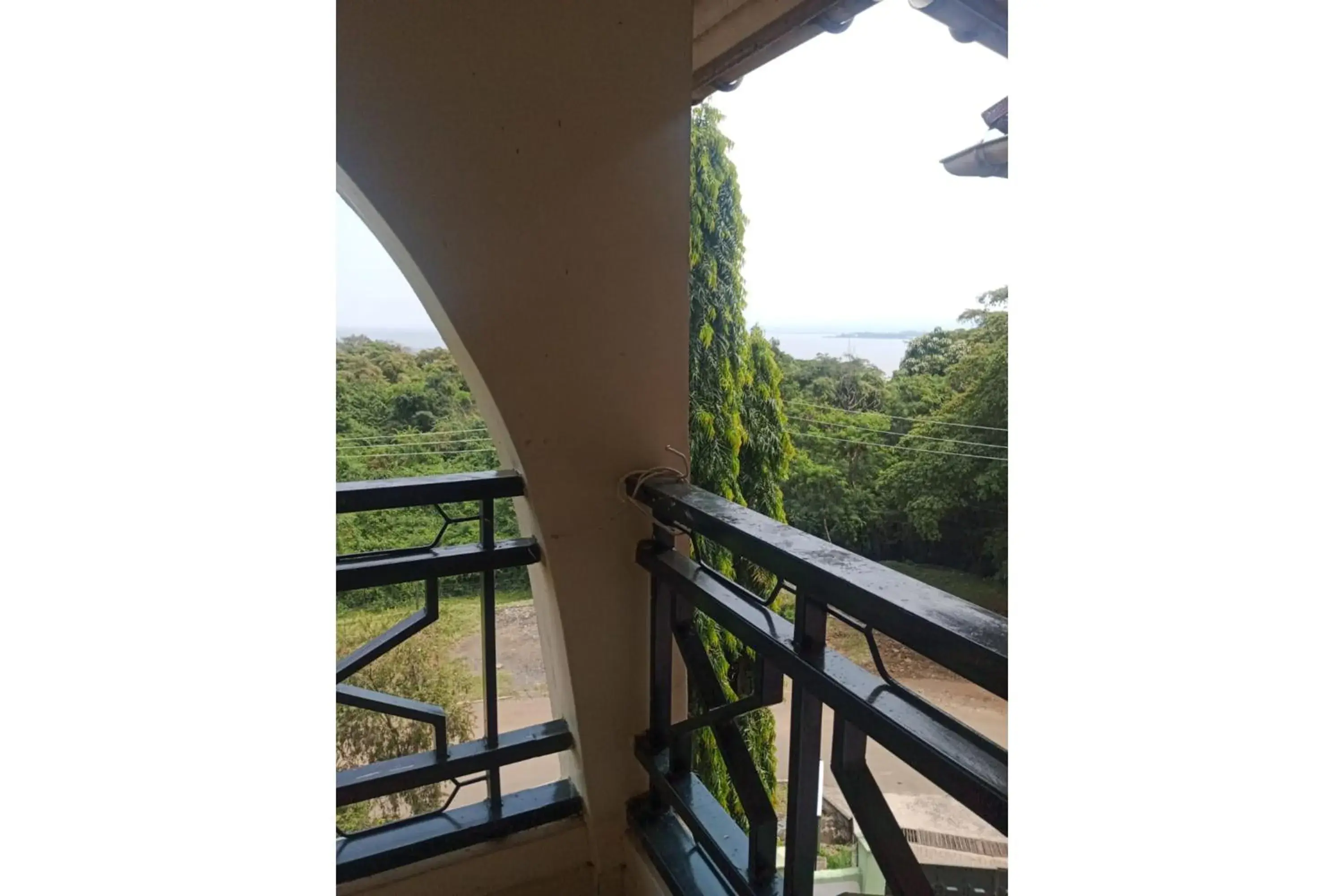 Deluxe Double Room - single occupancy in Parkview Safari Hotel & Apartments Deluxe Double Room - single occupancy in Parkview Safari Hotel & Apartments