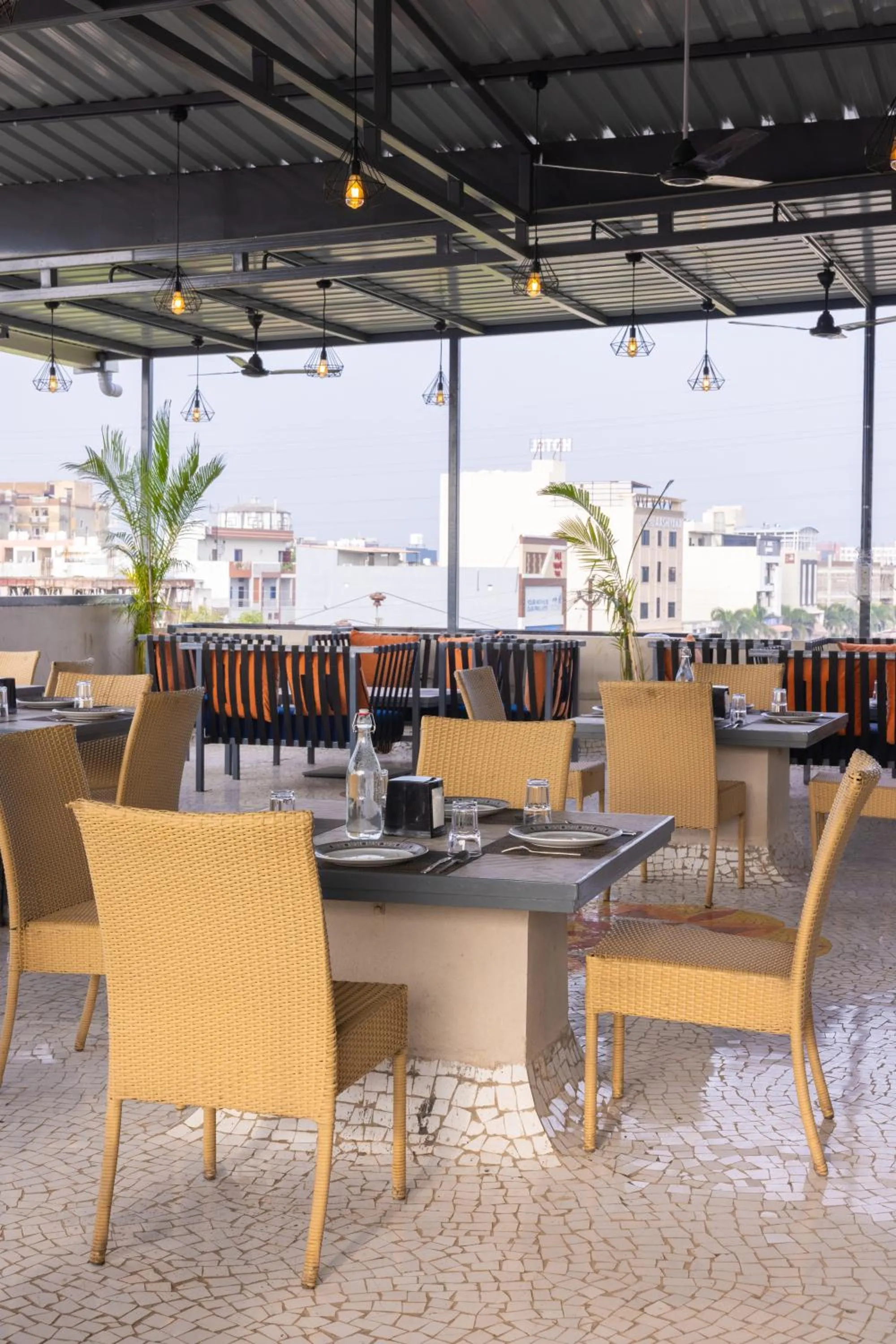 Pravasa Stay Near Luv Kush Square