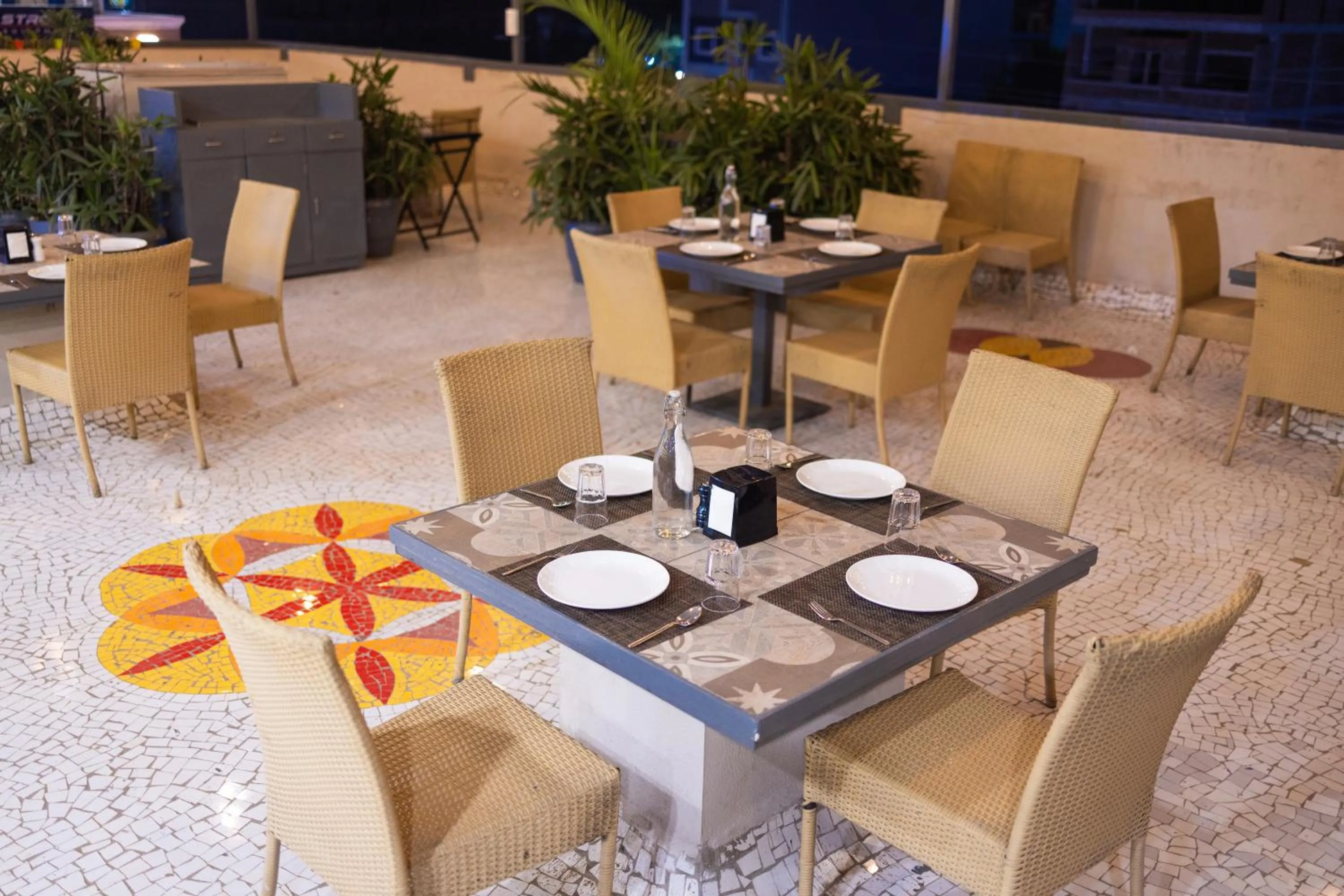 Pravasa Stay Near Luv Kush Square